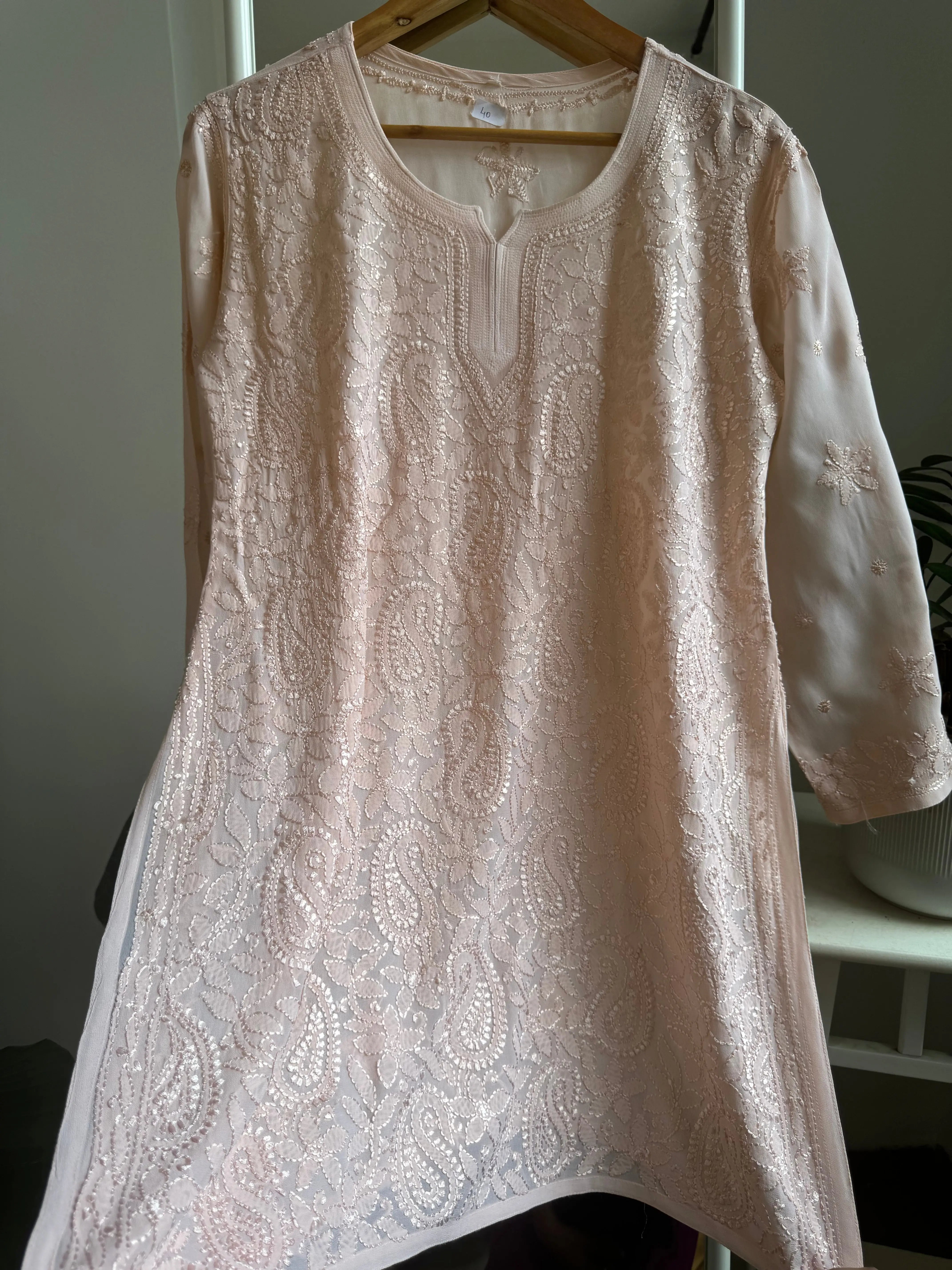 Chikankari Viscose Georgette short Top in Pale pink ARIAA CHIKANKARI 