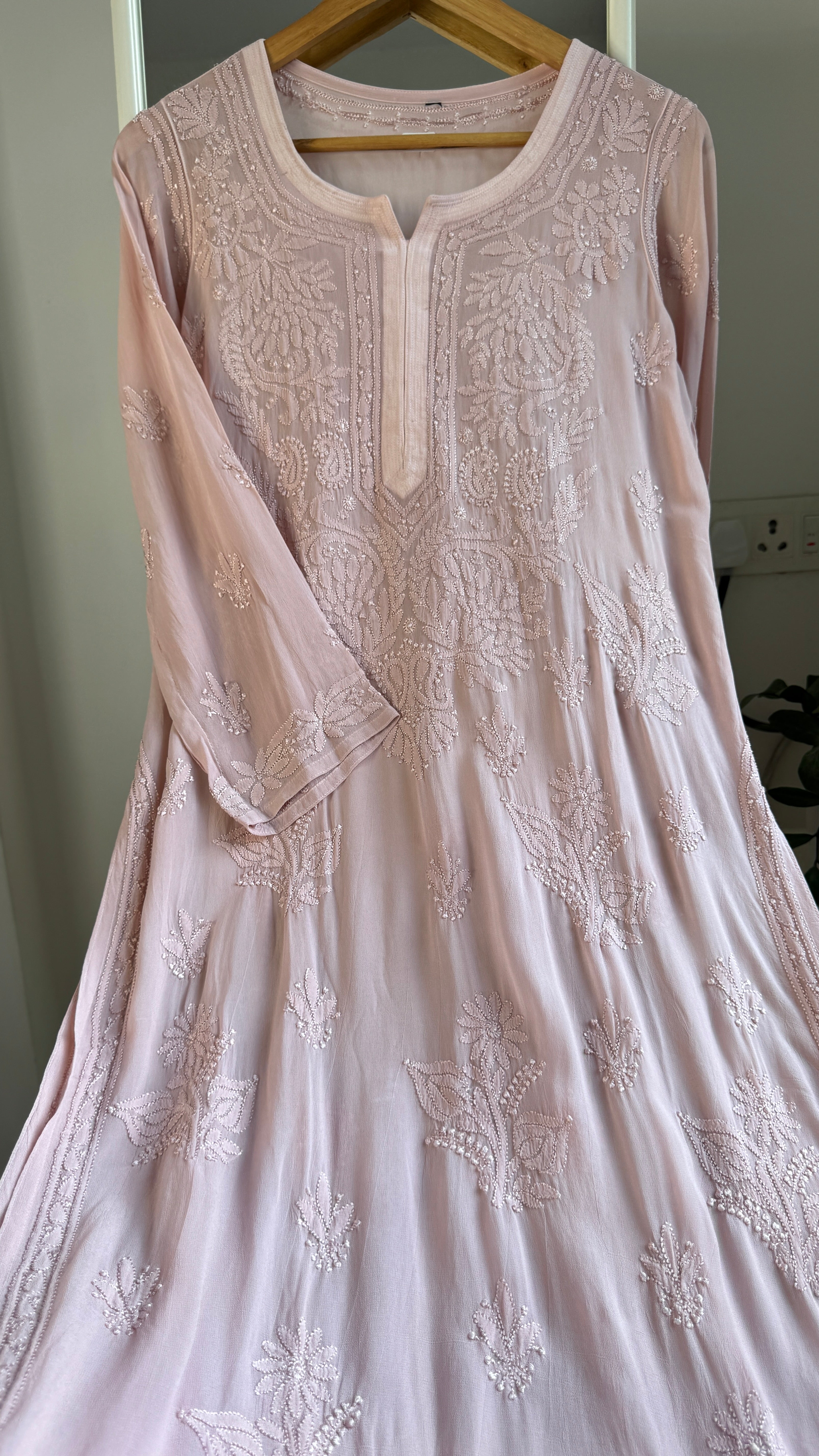 Viscose Kurti - Gala Booti- Pale Pink