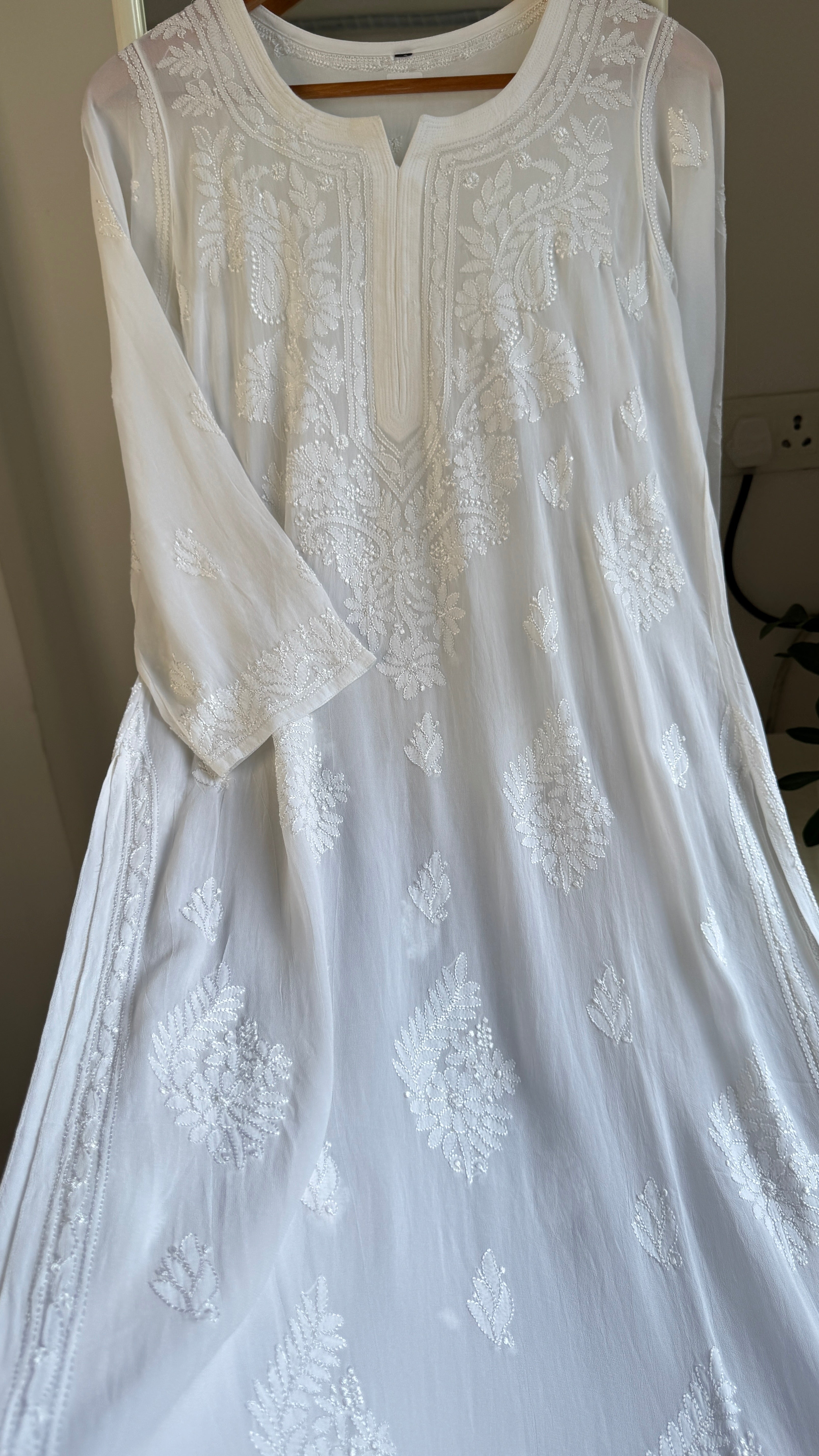 Viscose Kurti - Gala Booti- White