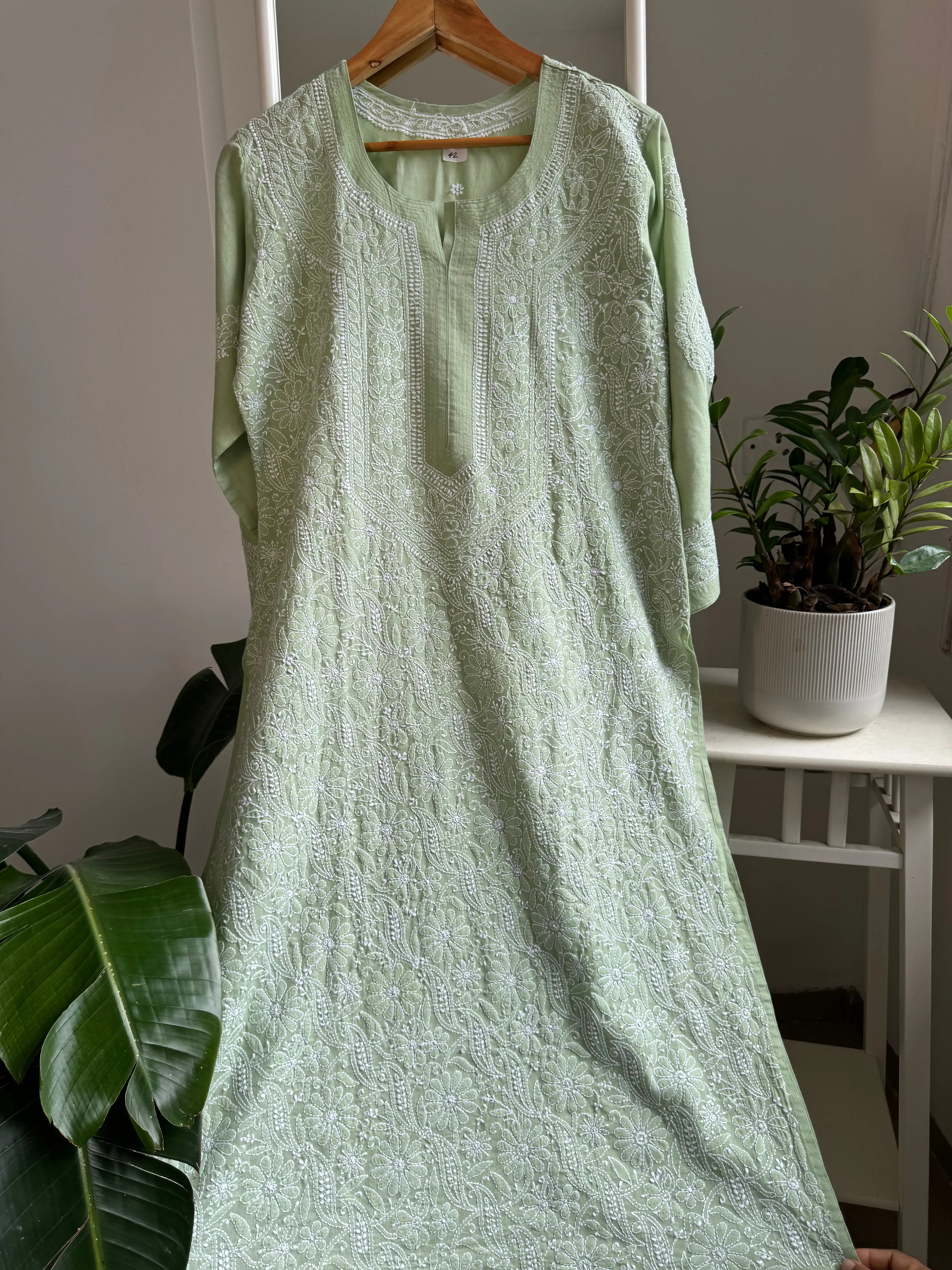 Cotton Chikankari Kurti - Green -white thread work ARIAA CHIKANKARI 