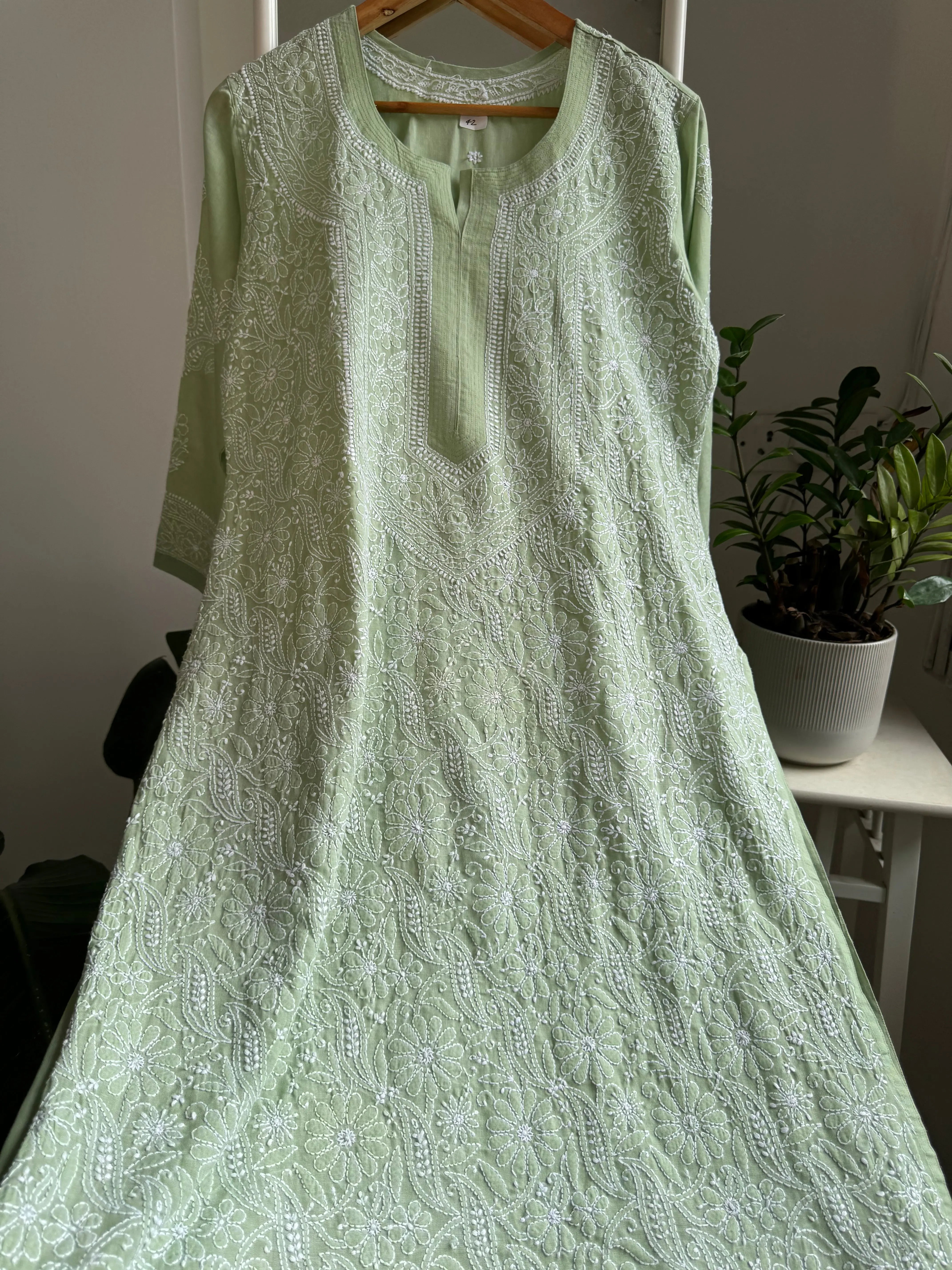 Cotton Chikankari Kurti - Green -white thread work ARIAA CHIKANKARI 