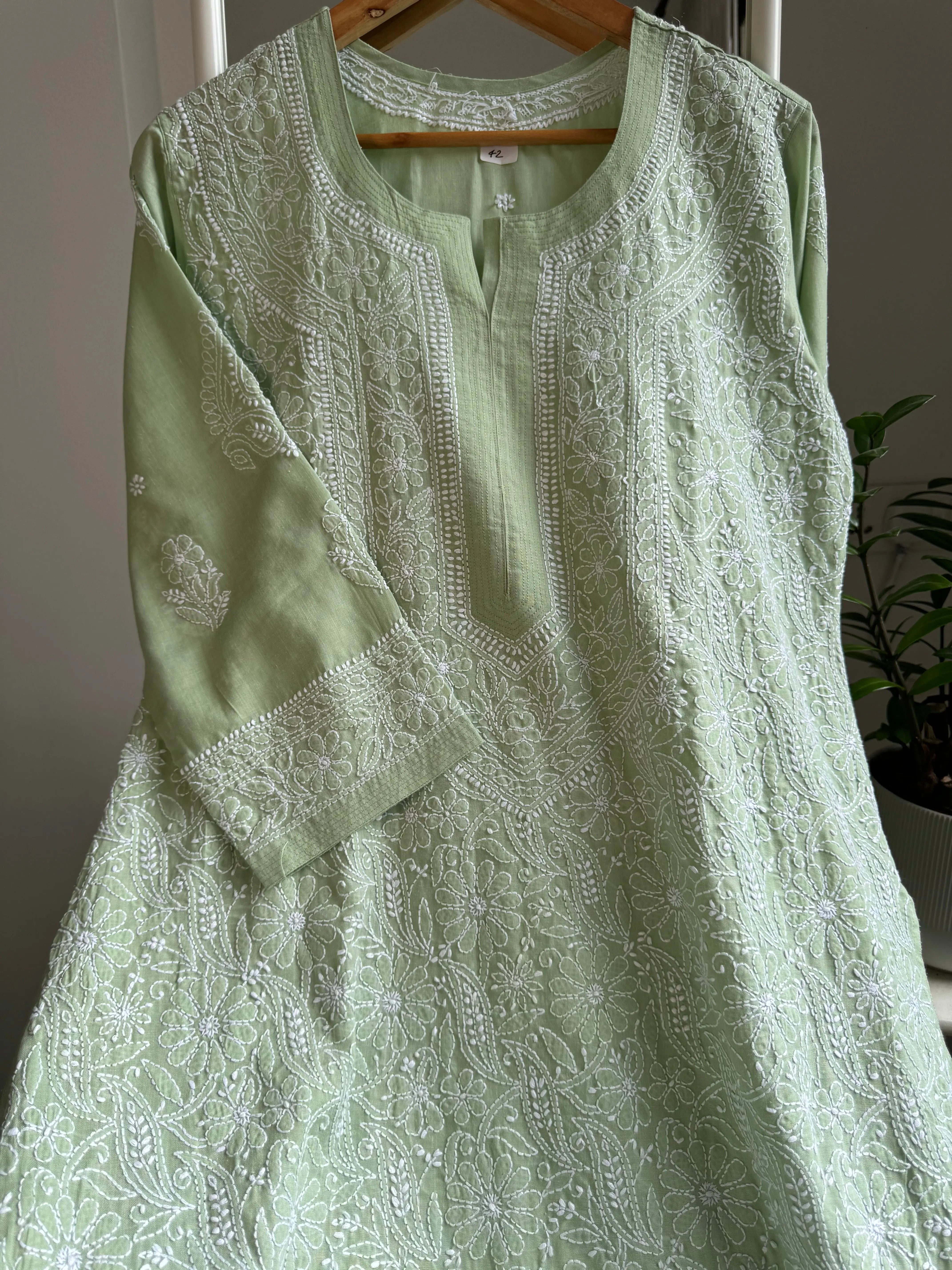 Cotton Chikankari Kurti - Green -white thread work ARIAA CHIKANKARI 