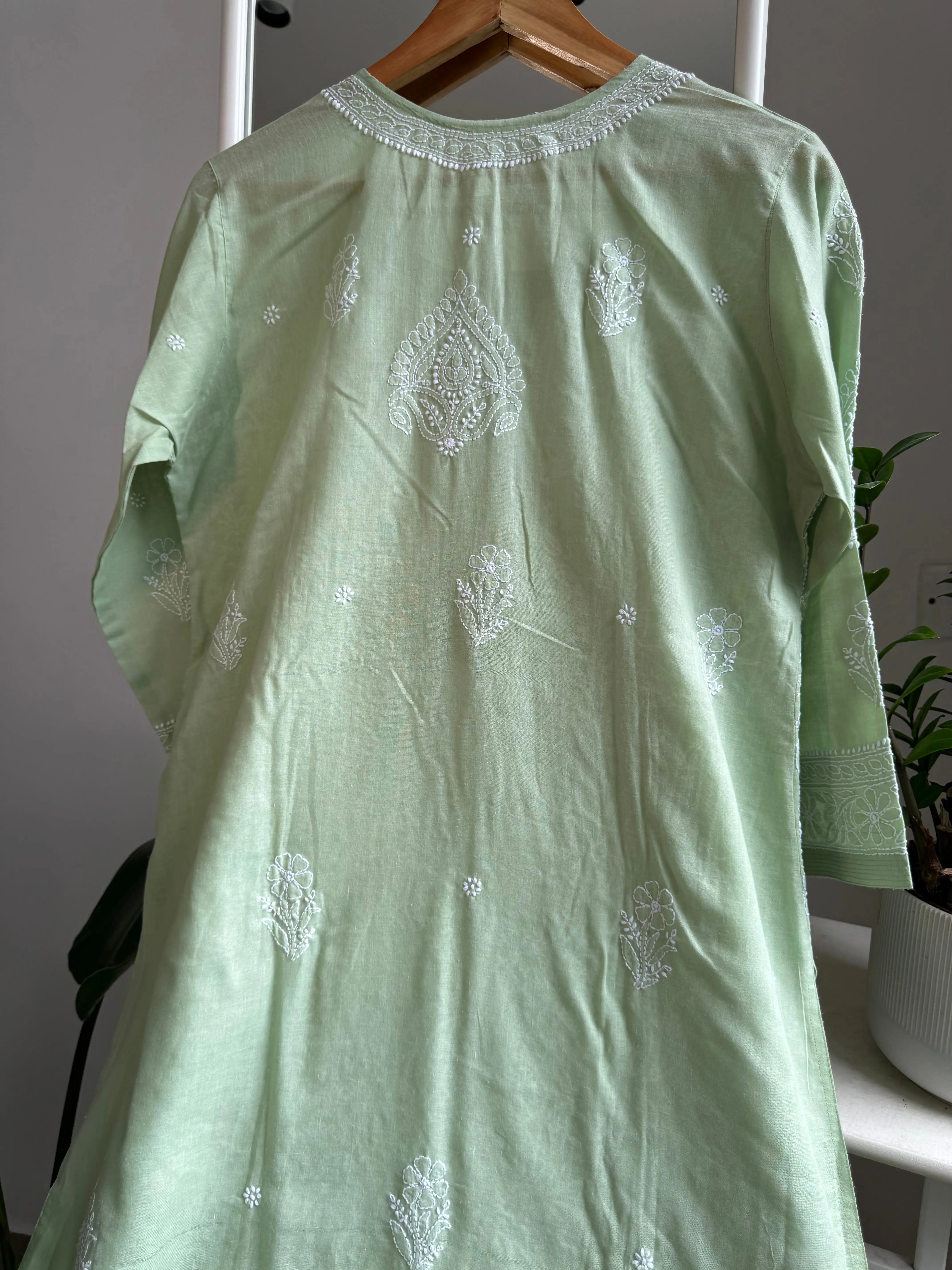 Cotton Chikankari Kurti - Green -white thread work ARIAA CHIKANKARI 