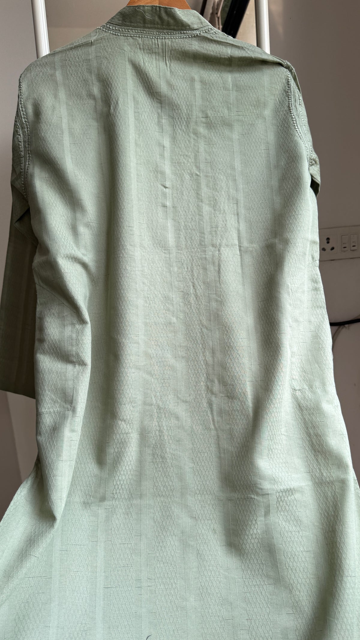 Textured Cotton Chikankari Kurta -Green - Men's Collection