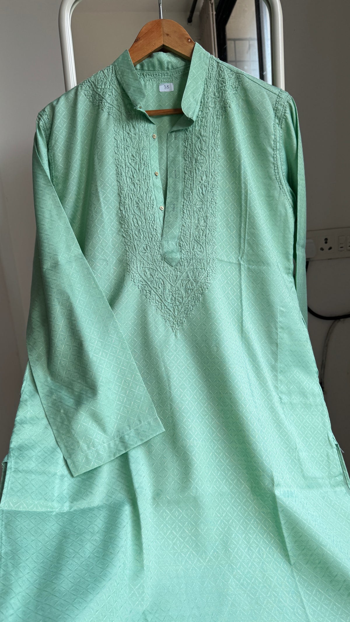 Textured Cotton Chikankari Kurta- Green
