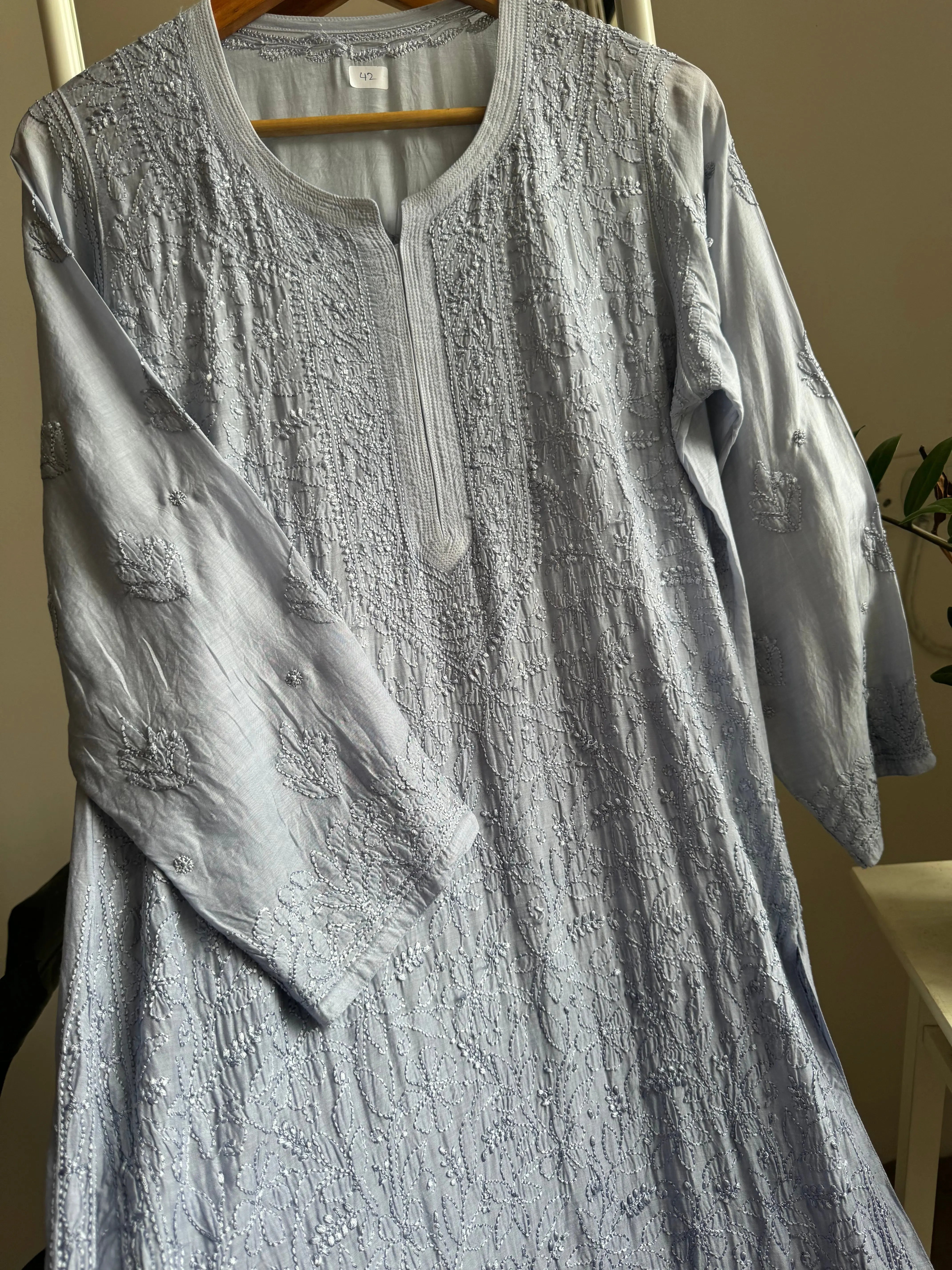 Muslin Chikankari Kurti - Grey Ombre ARIAA CHIKANKARI 