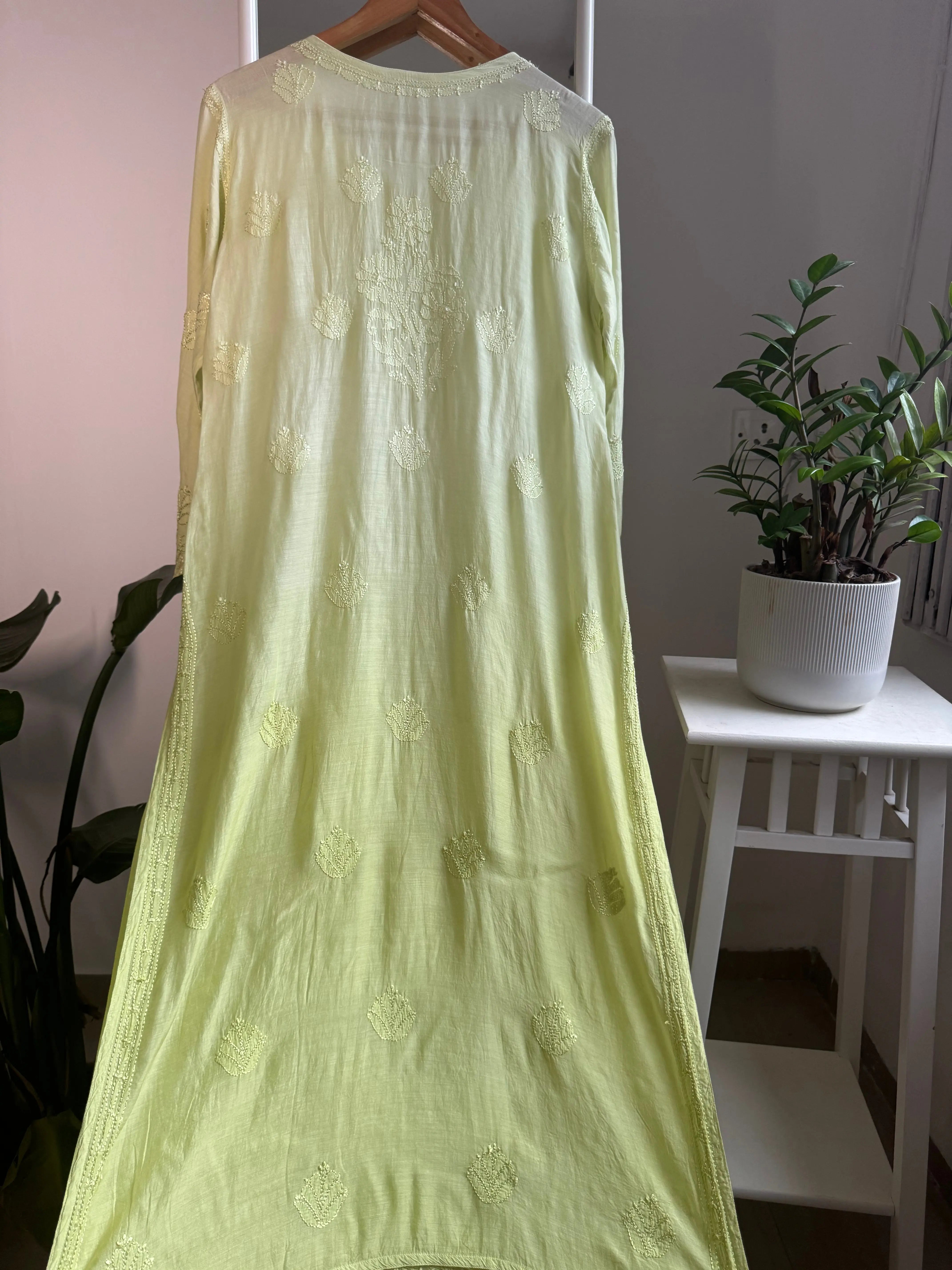 Muslin Chikankari Kurti - Light Green ARIAA CHIKANKARI 