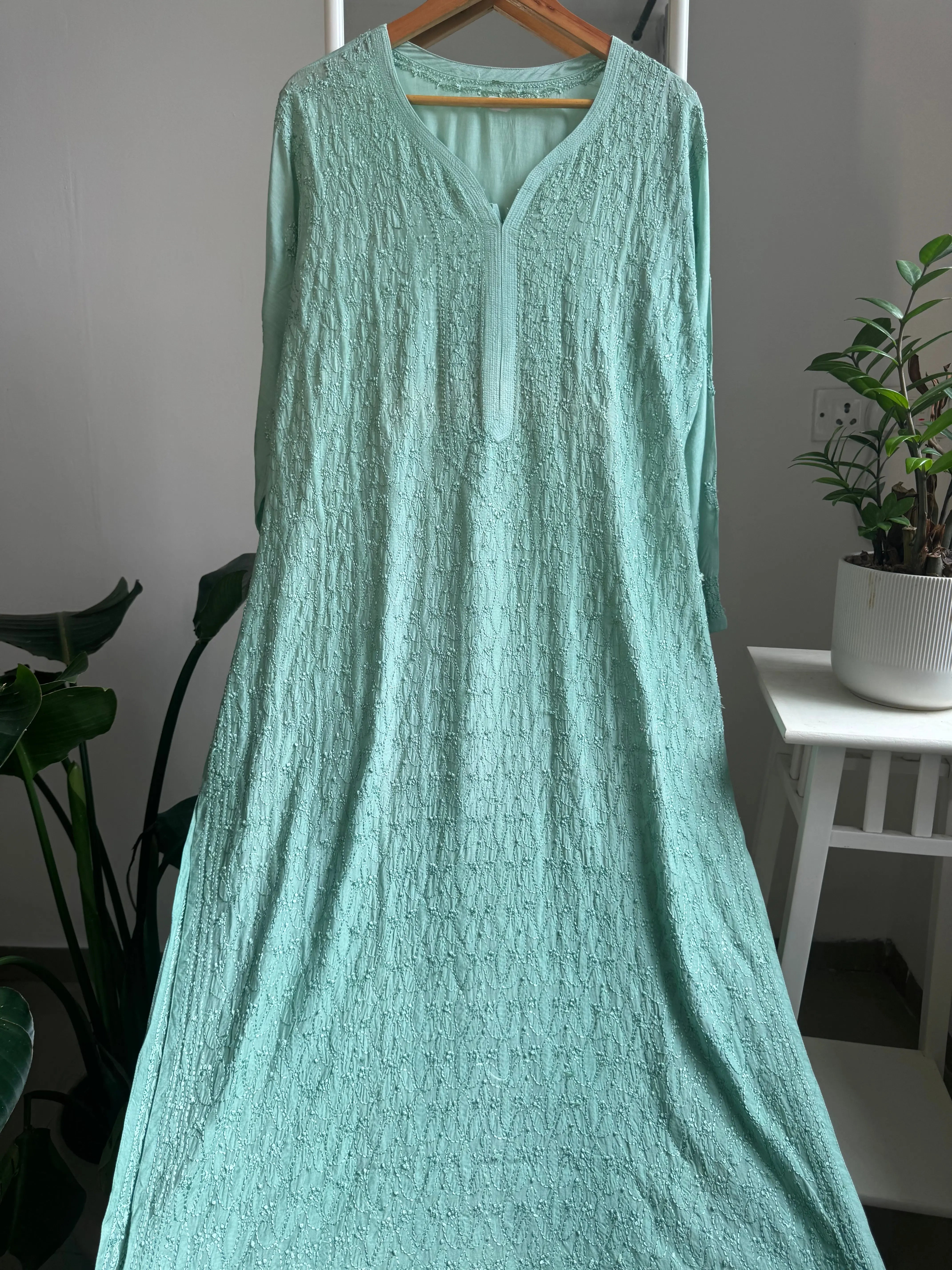 Muslin Chikankari Kurti - Tiffnay Green ARIAA CHIKANKARI 