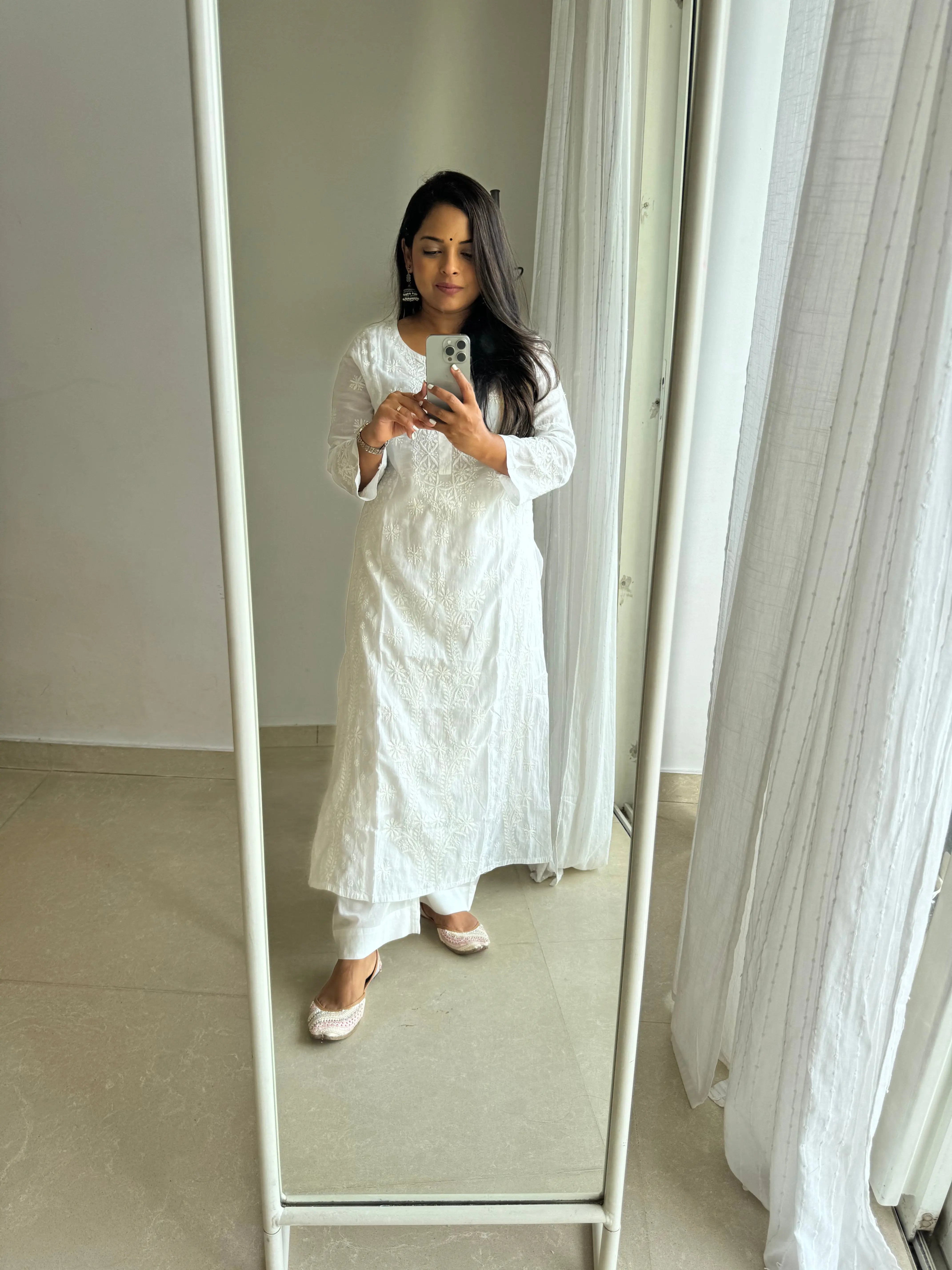 Mul Cotton Chikankari Kurti - White ARIAA CHIKANKARI 