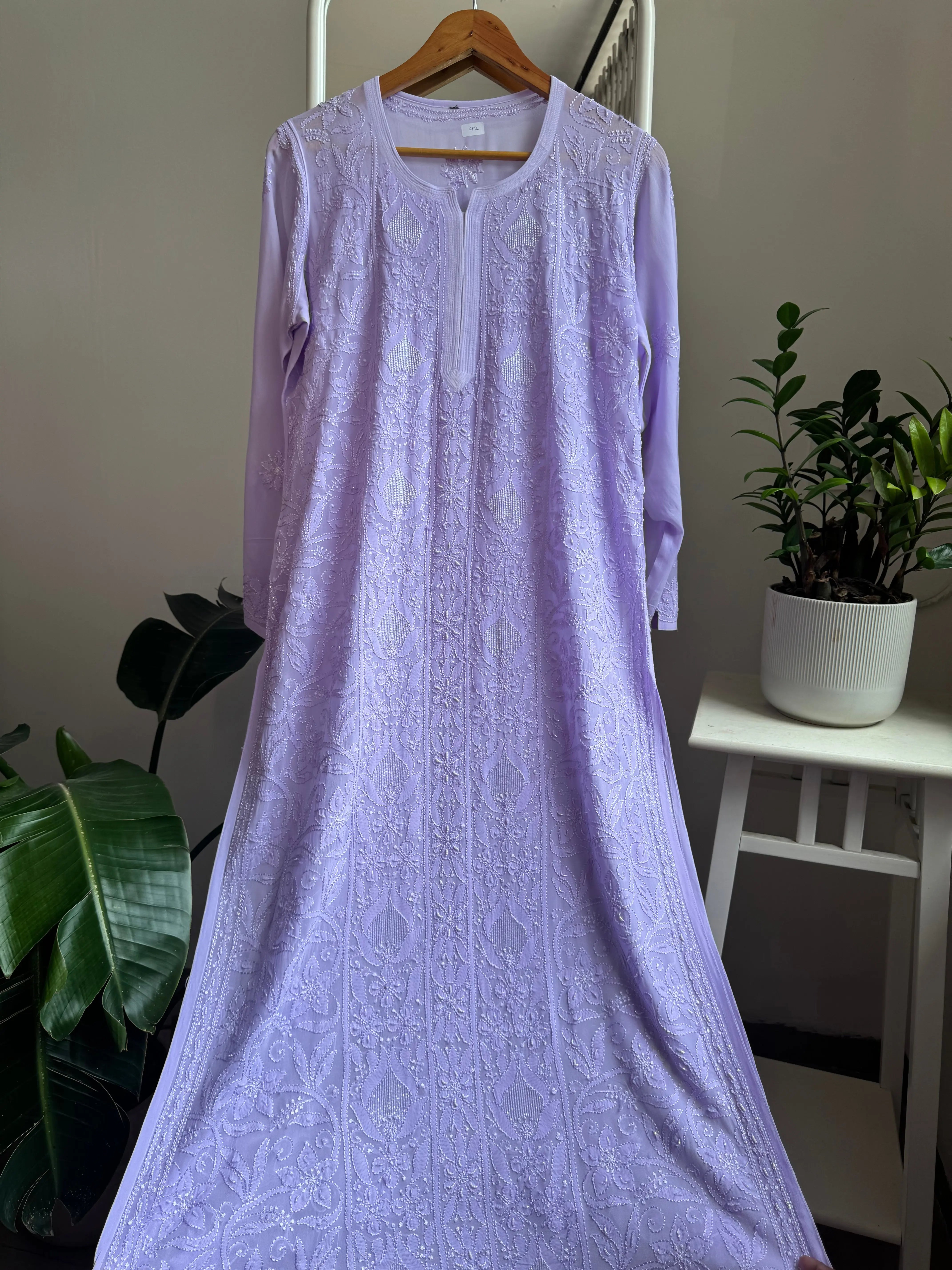 Viscose Kurti with Pearl  Work - Lavander ARIAA CHIKANKARI 