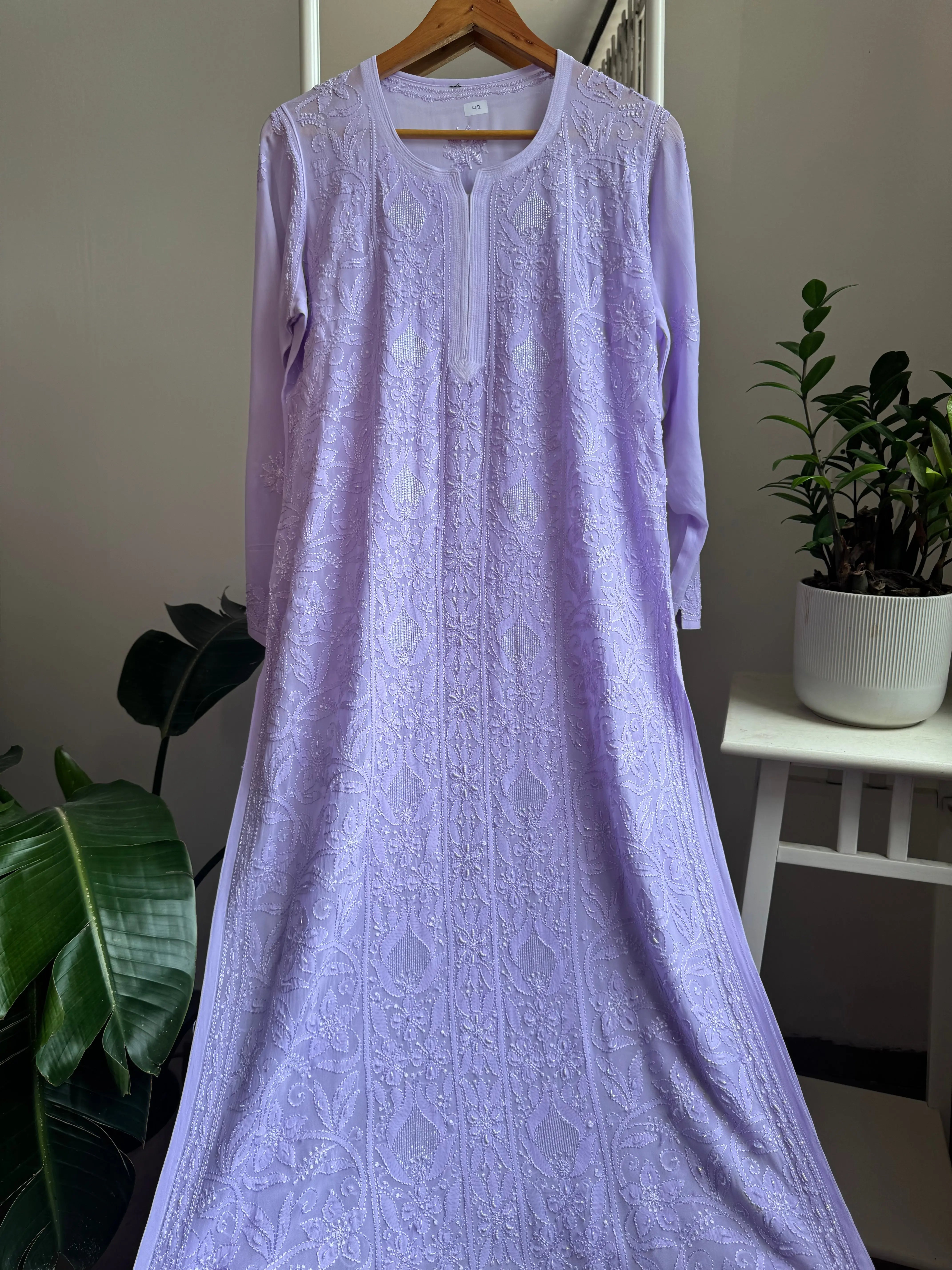 Viscose Kurti with Pearl  Work - Lavander ARIAA CHIKANKARI 