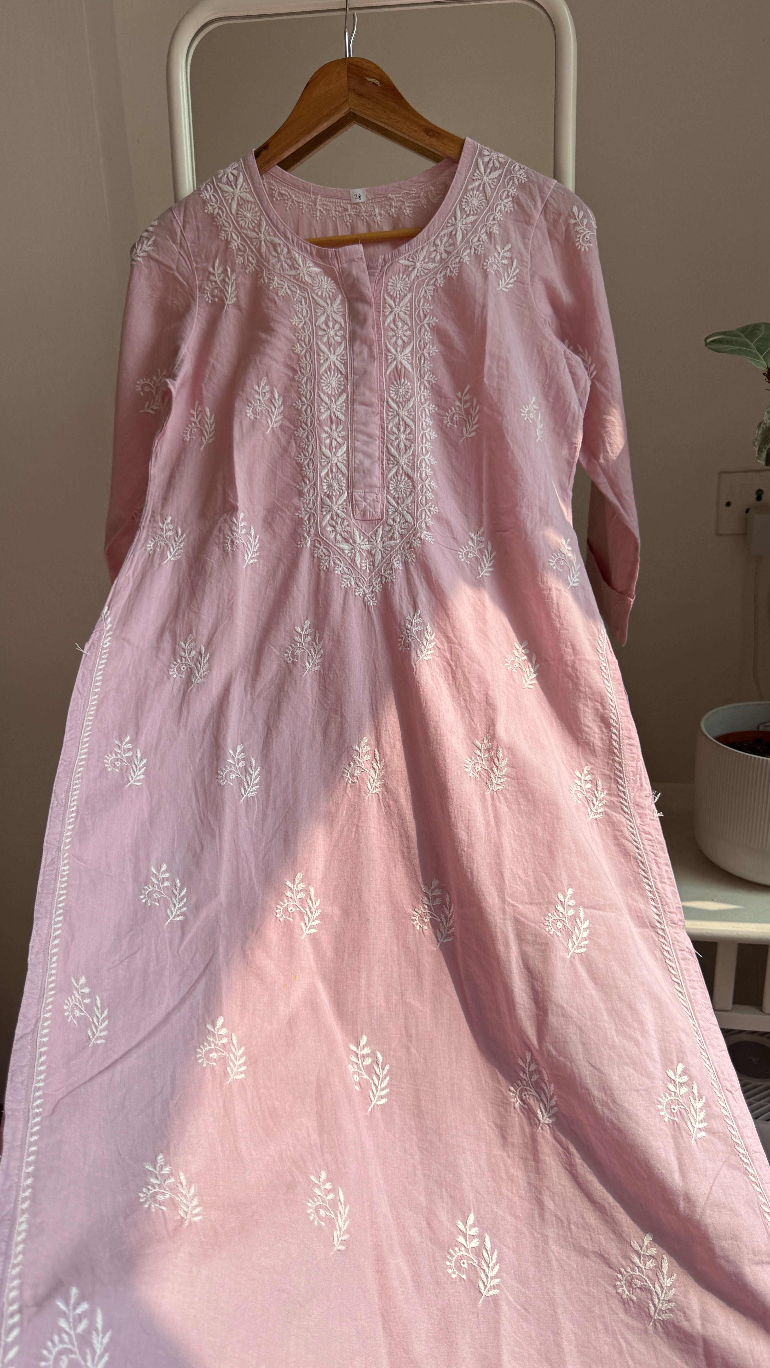 Mul Cotton Chikankari Kurti - Mauve