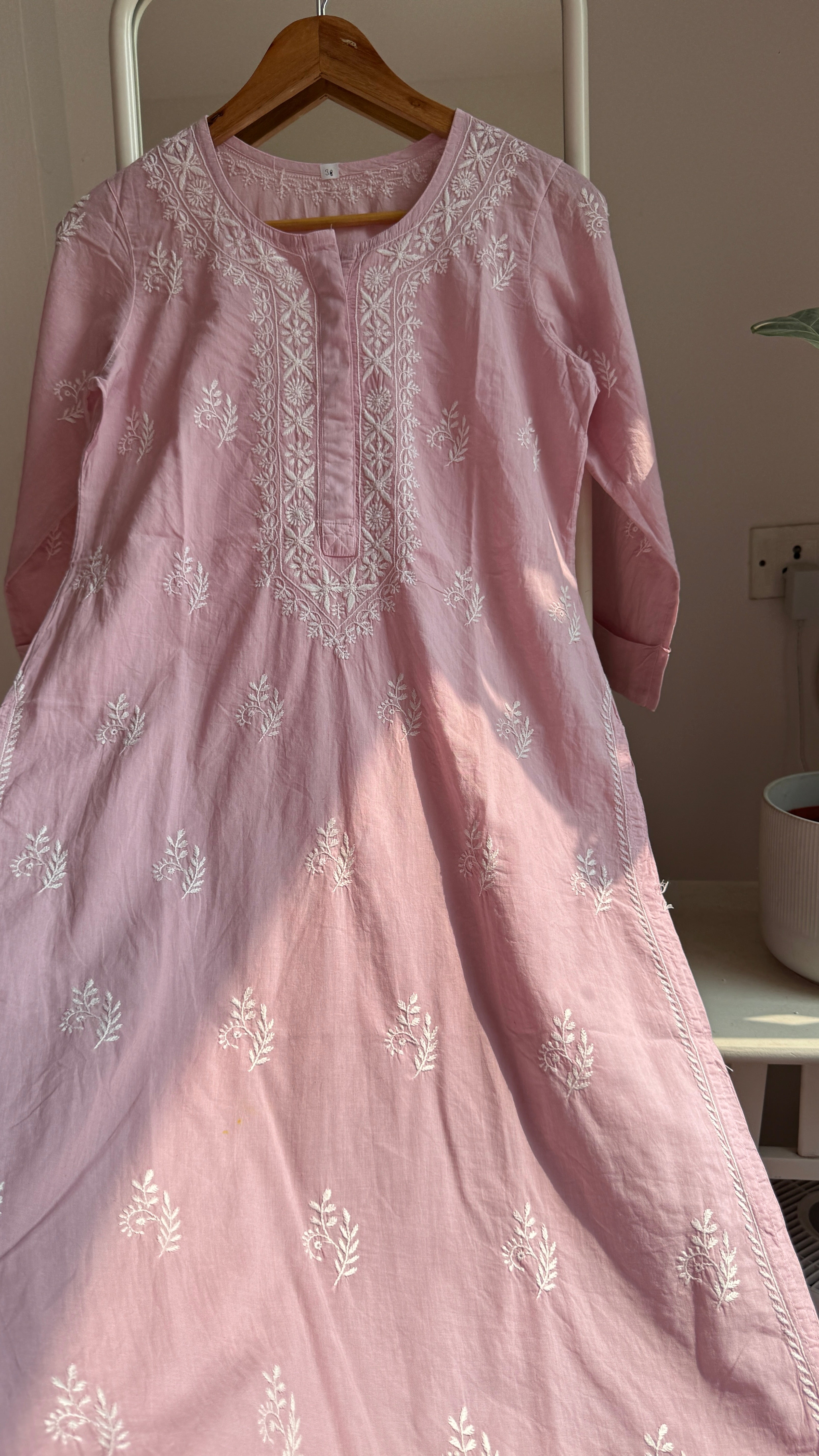 Mul Cotton Chikankari Kurti - Mauve