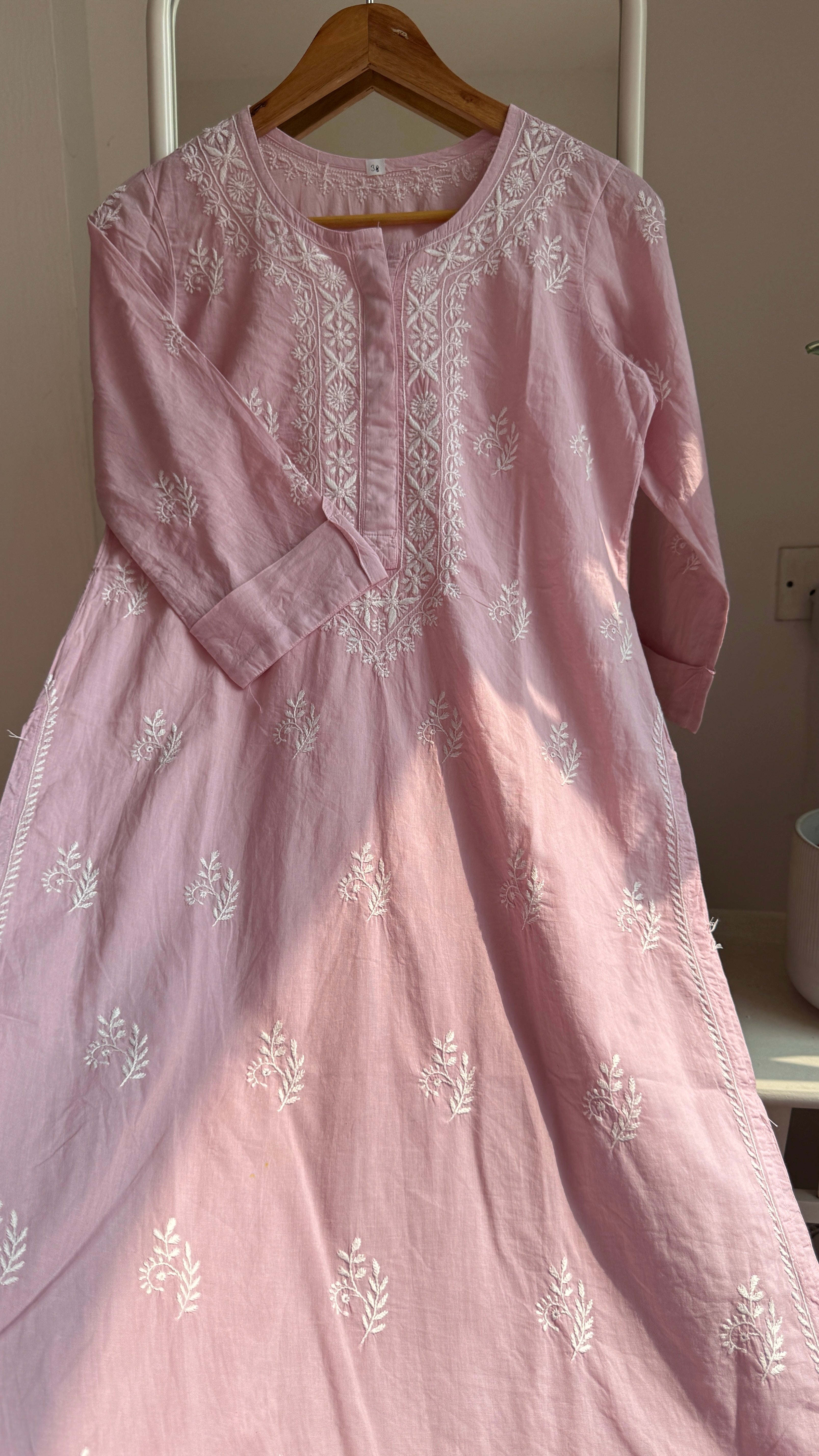 Mul Cotton Chikankari Kurti - Mauve