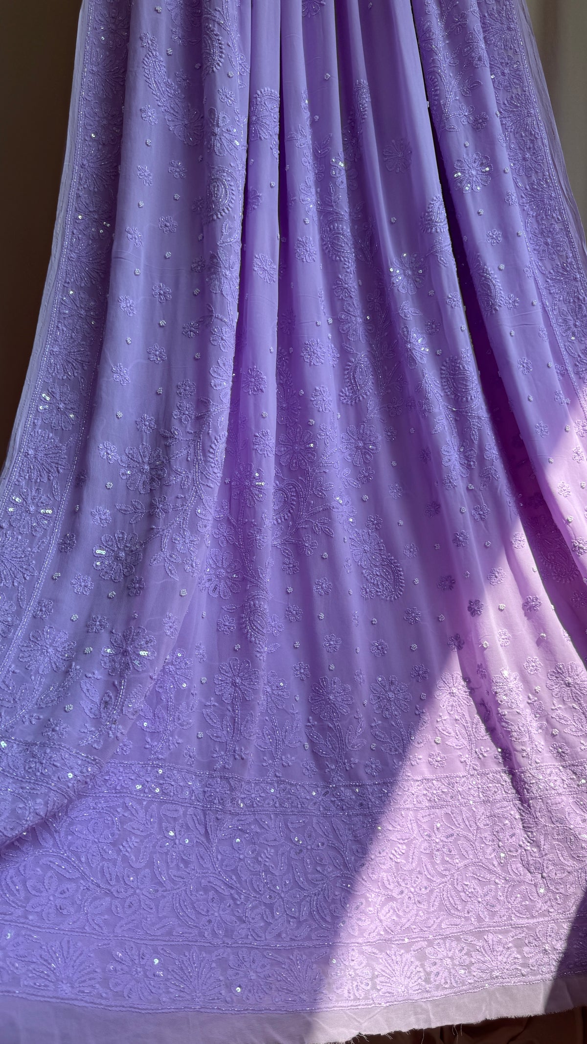 Viscose Lavender Chikankari saree with Pearl embellishments (Copy)