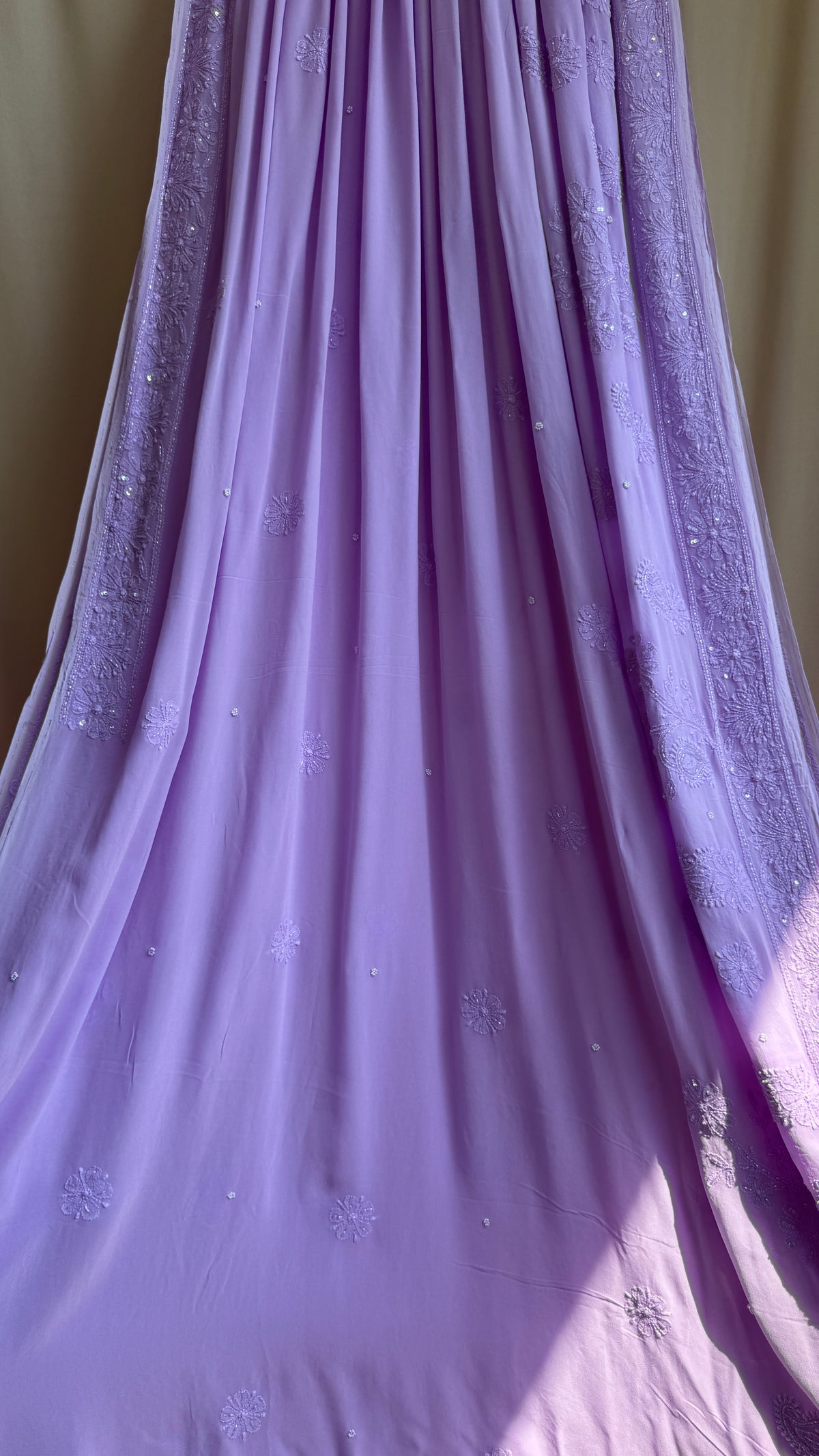 Viscose Lavender Chikankari saree with Pearl embellishments (Copy)