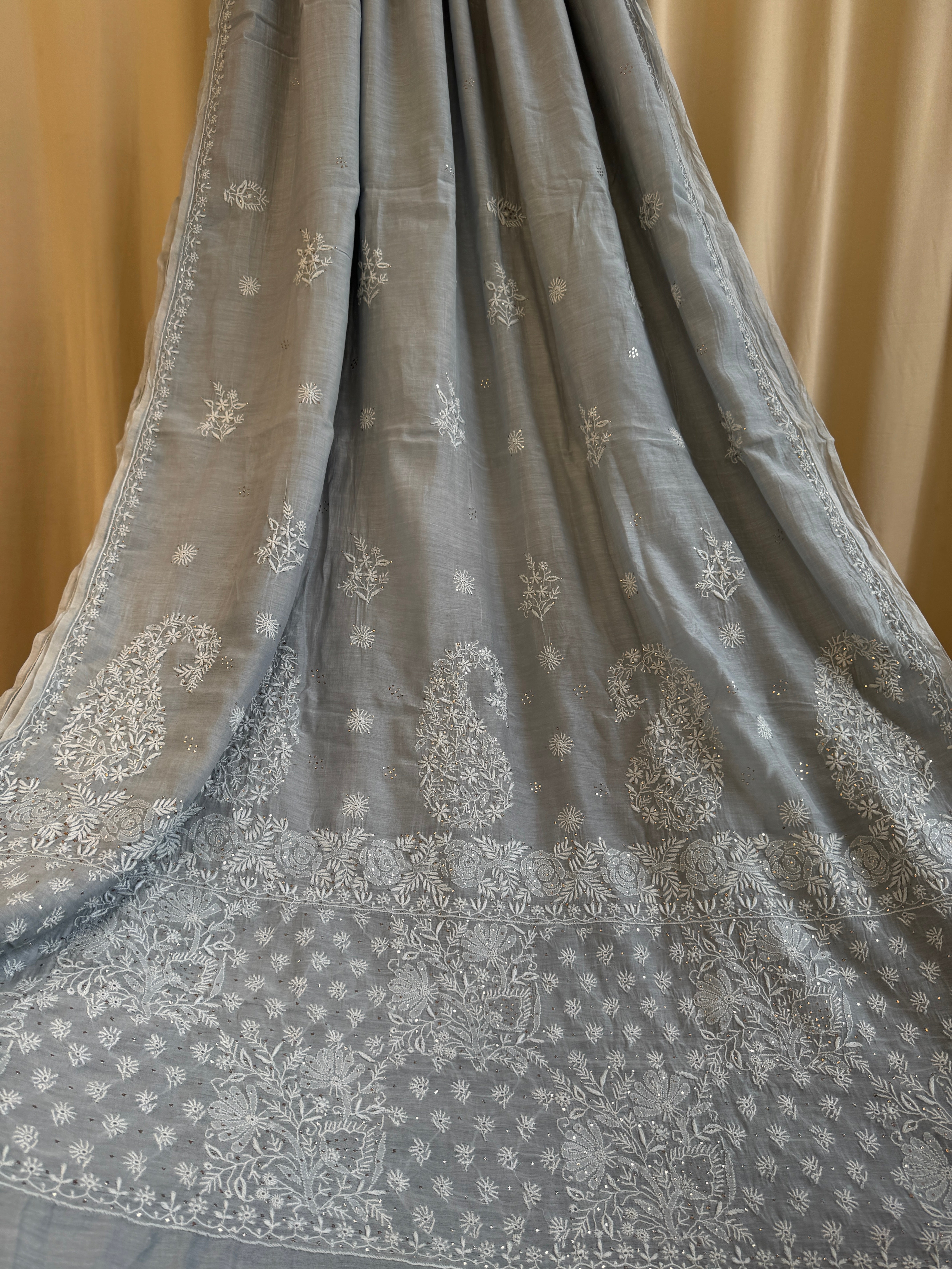 Pure Mul Cotton Chikankari saree in Grey with Mukaish work