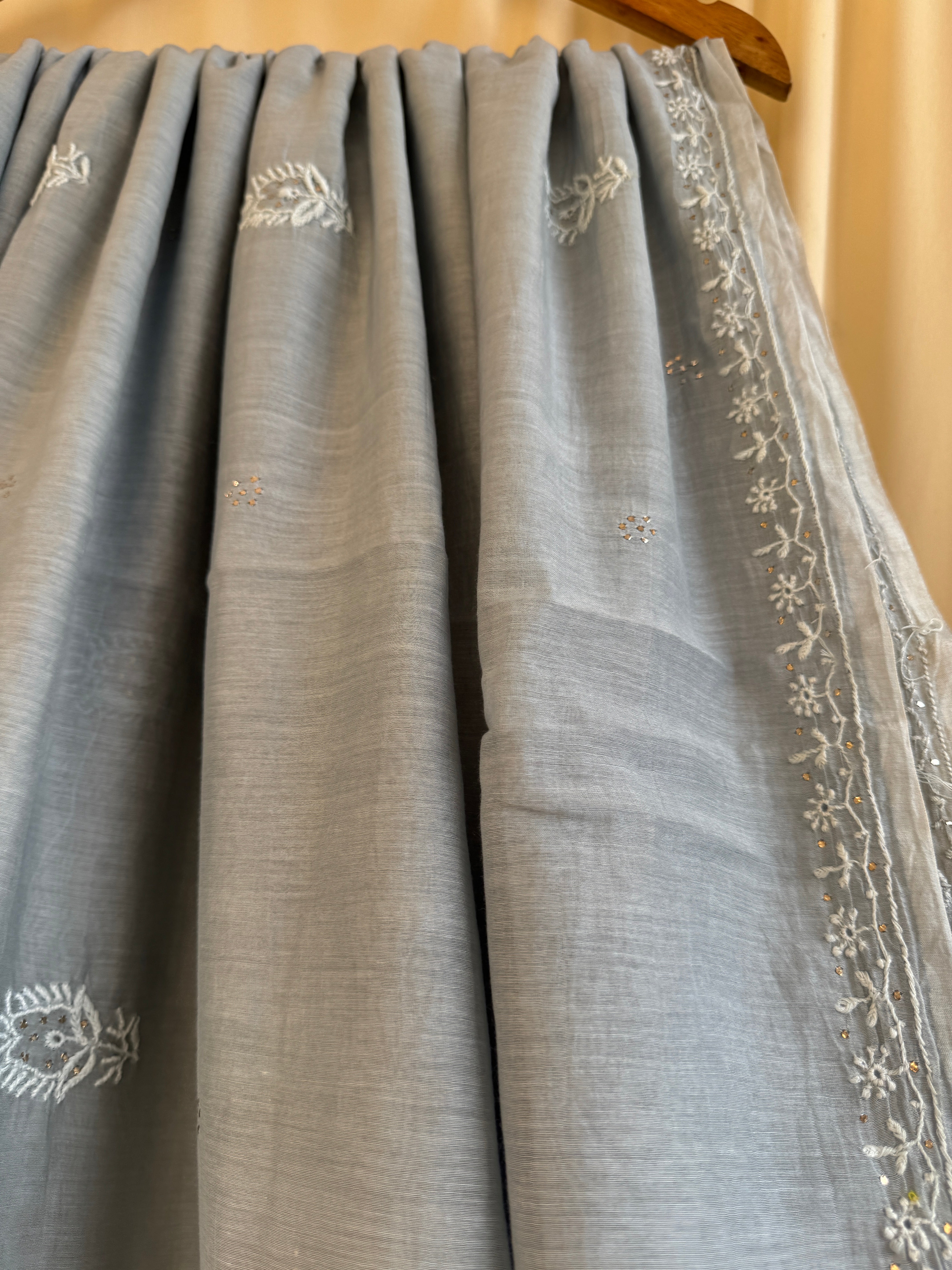 Pure Mul Cotton Chikankari saree in Grey with Mukaish work