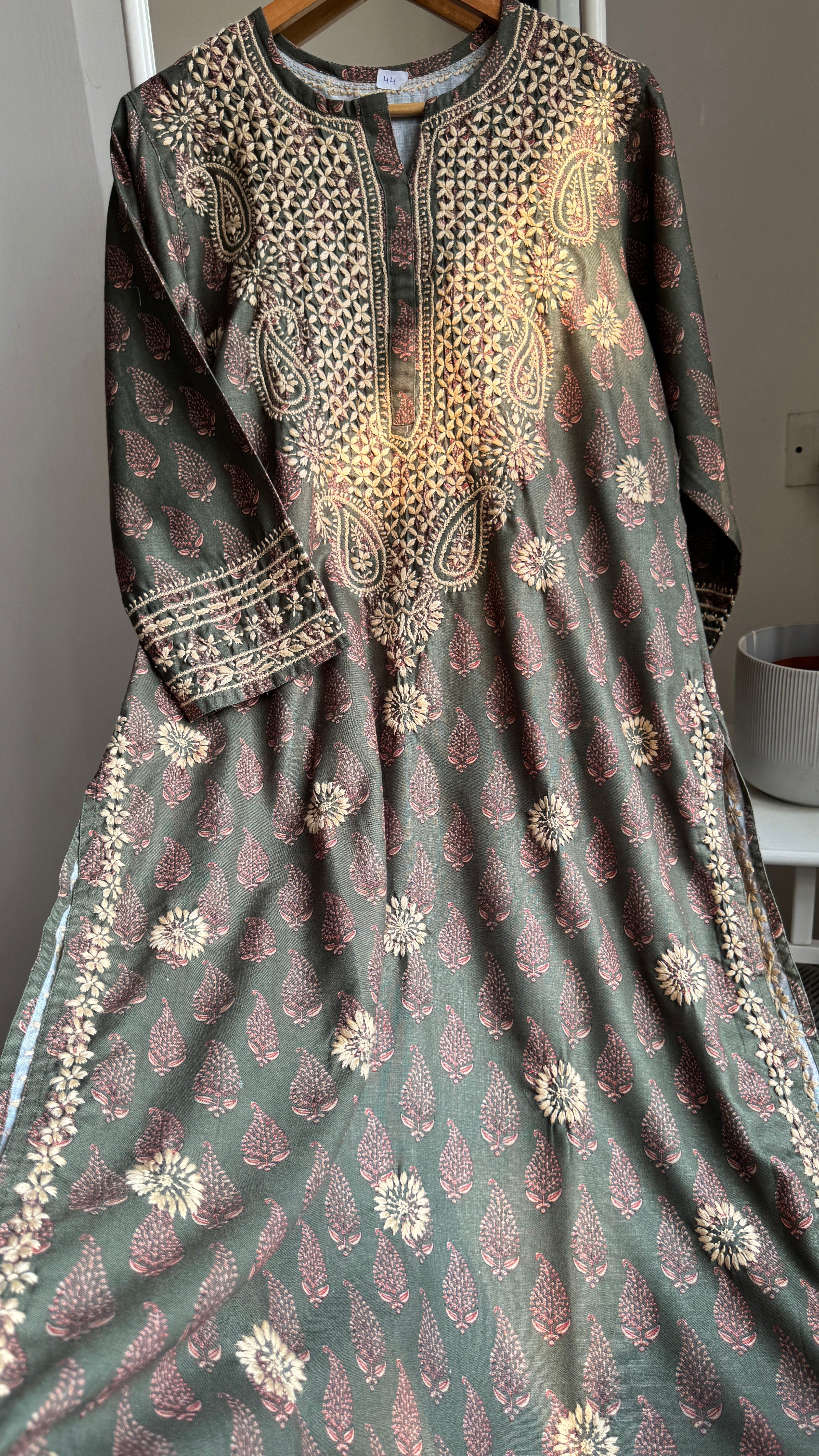 thick Cotton Printed Chikankari Kurti - Green