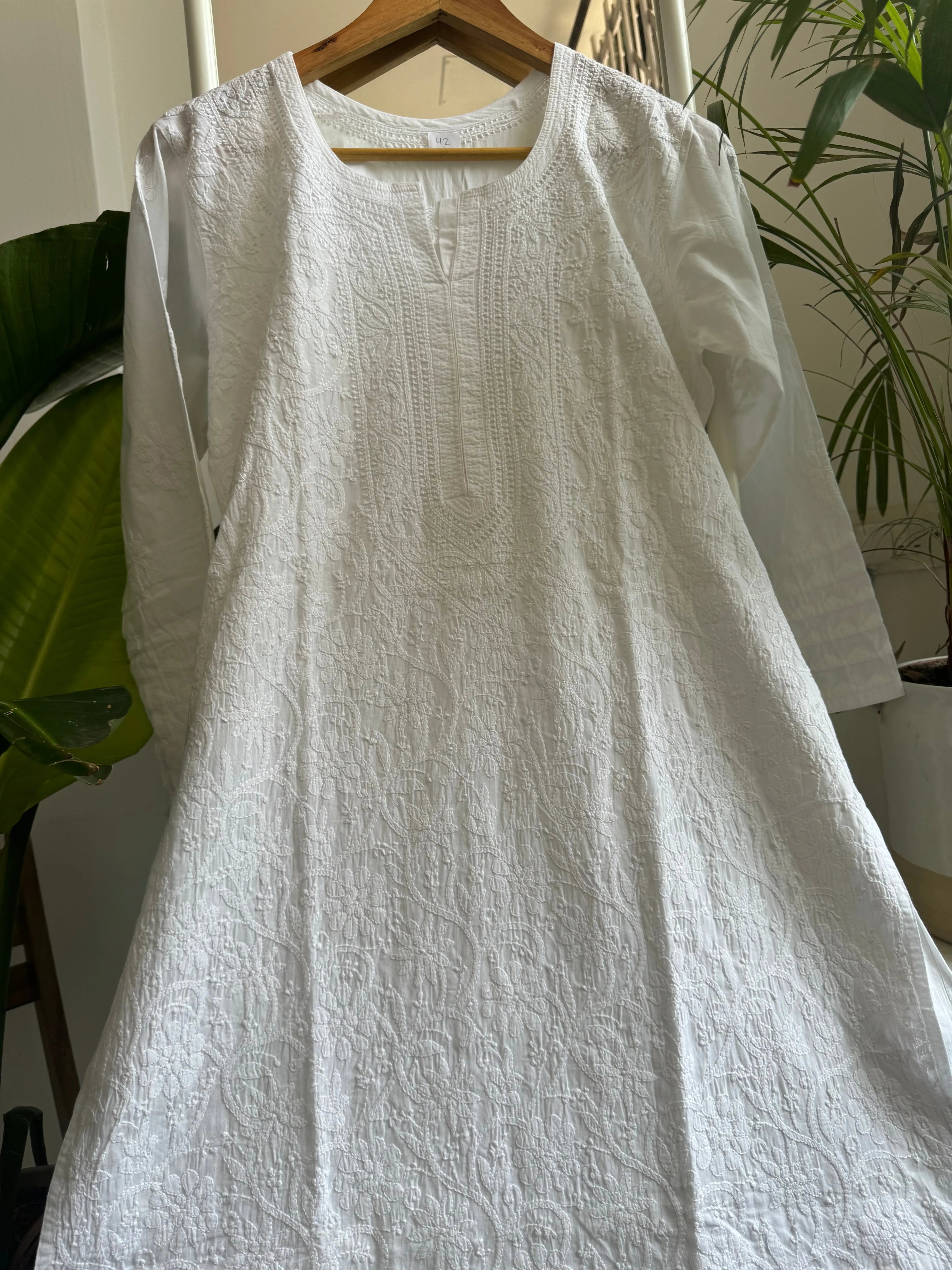 Cotton white Chikankari Kurti - ARIAA CHIKANKARI