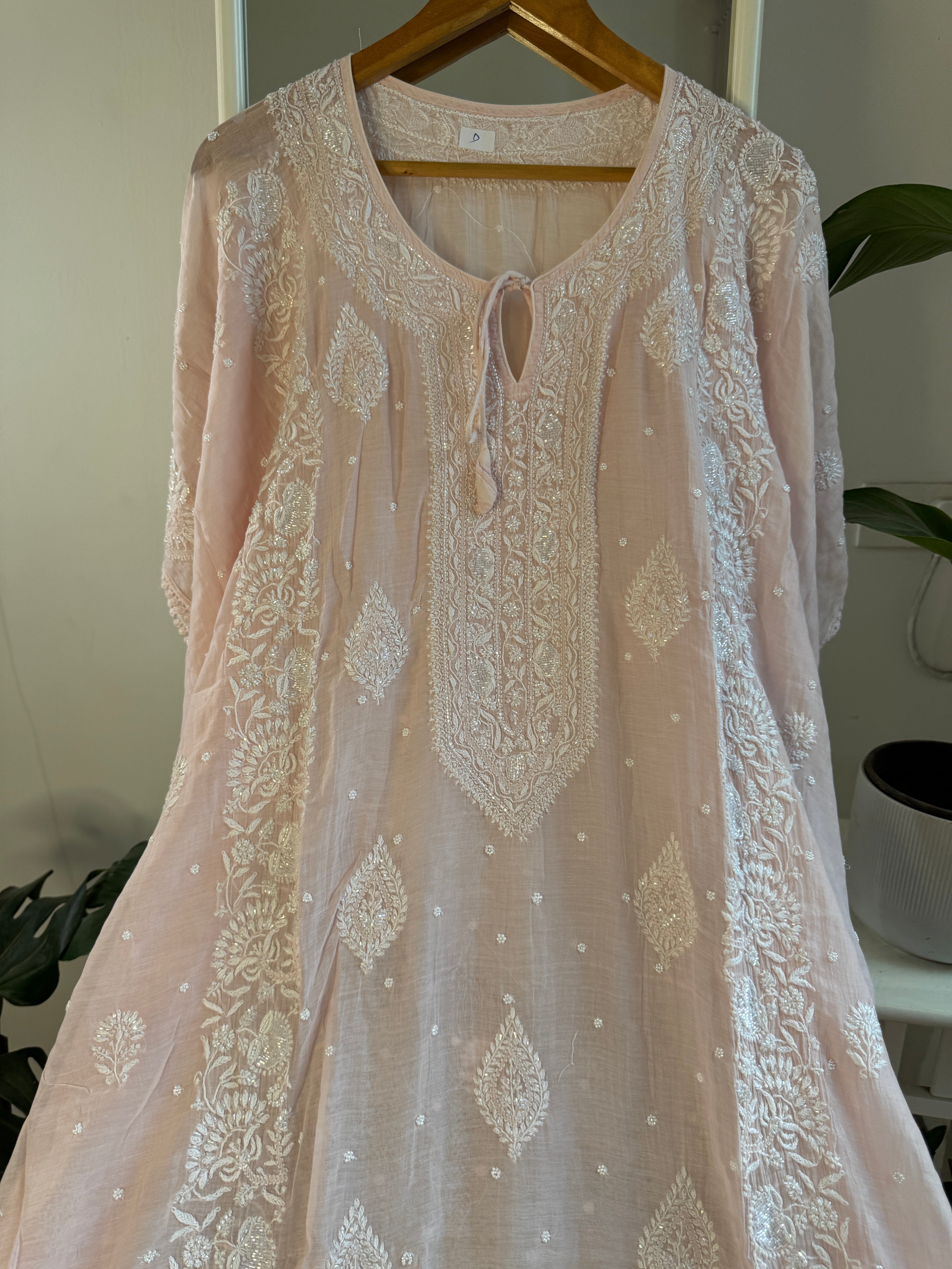 Mul Chanderi Chikankari Kaftan - Pale Pink
