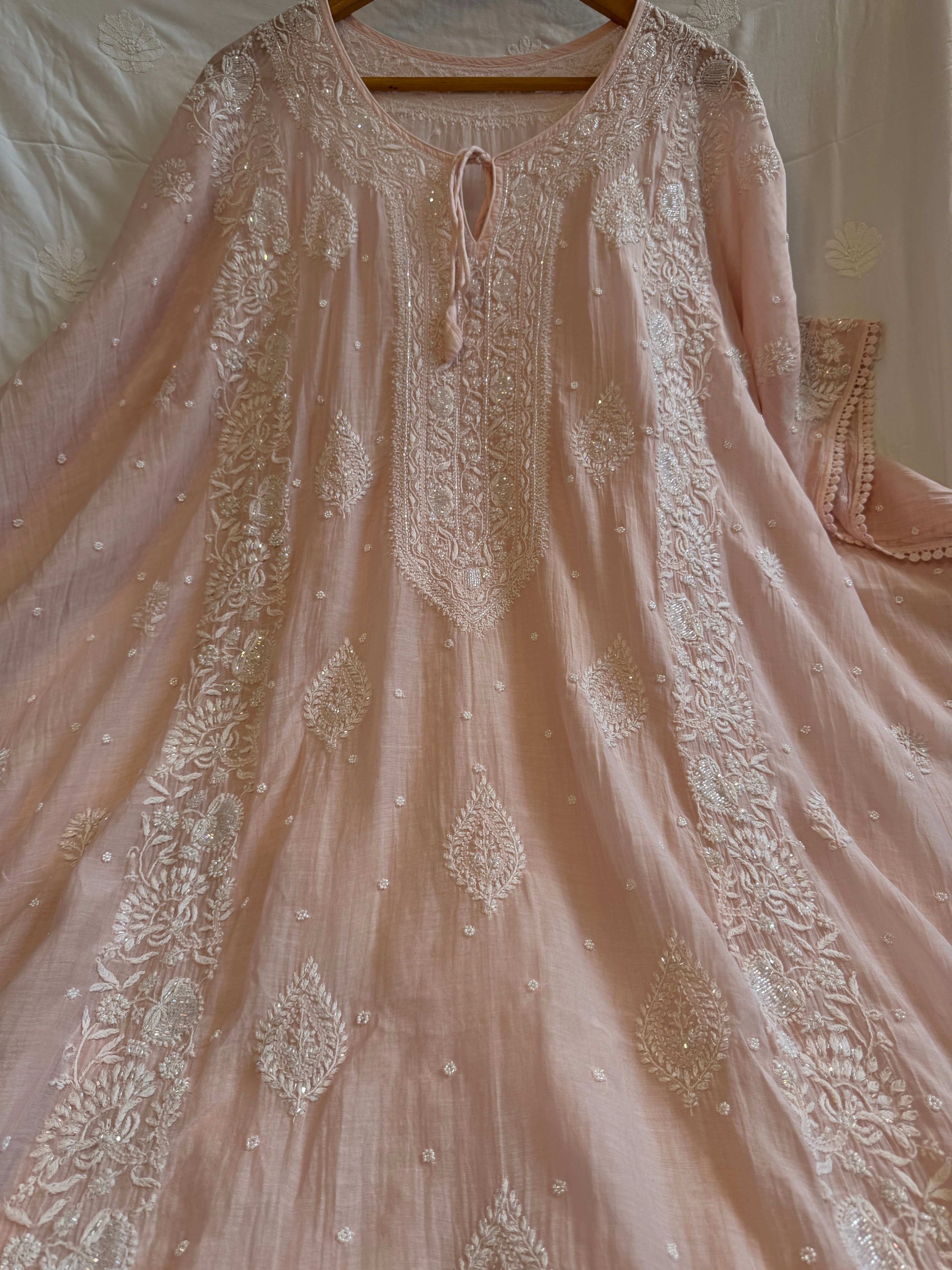 Mul Chanderi Chikankari Kaftan - Pale Pink