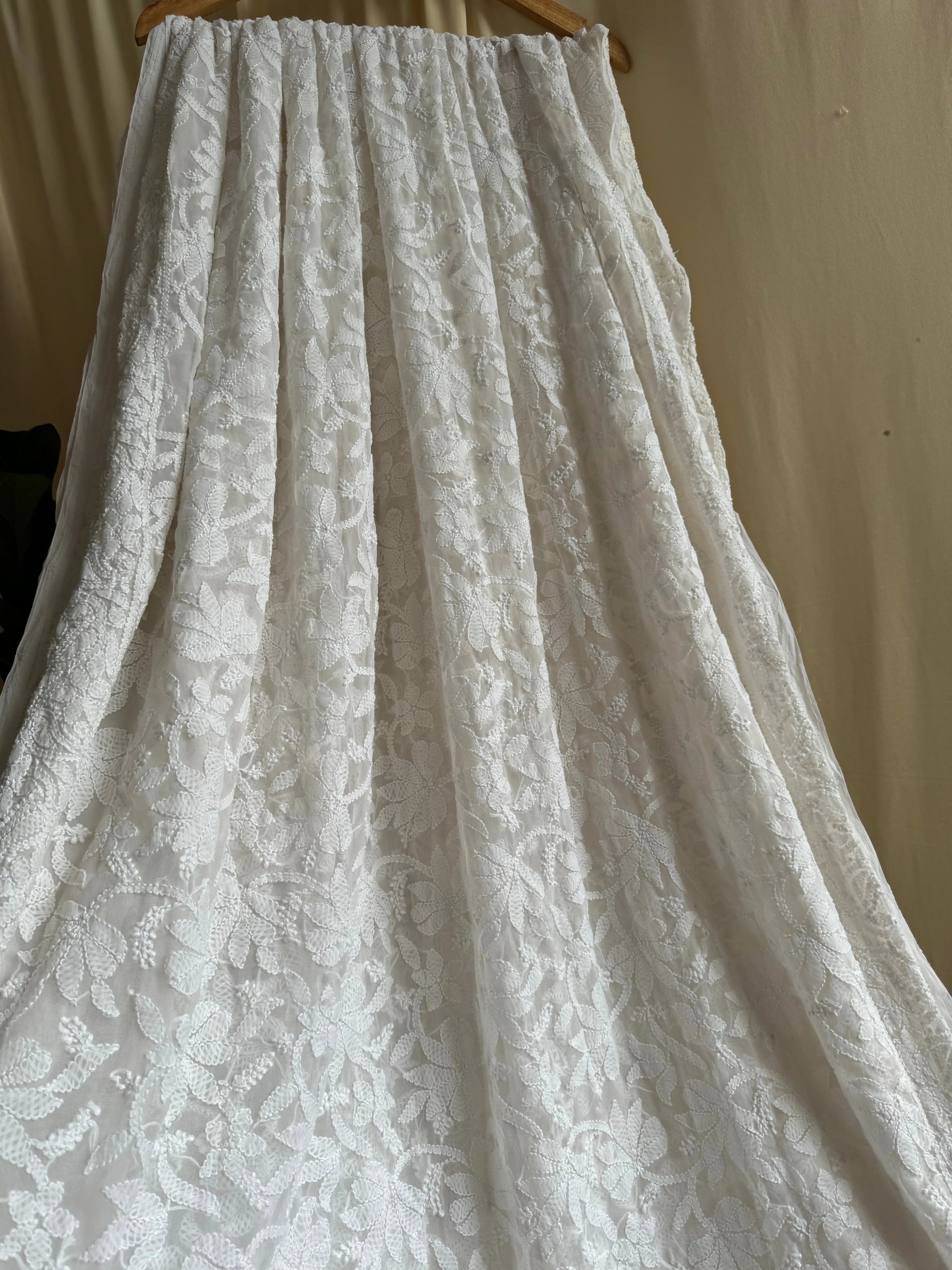 Georgette Chikankari saree in White ARIAA CHIKANKARI 