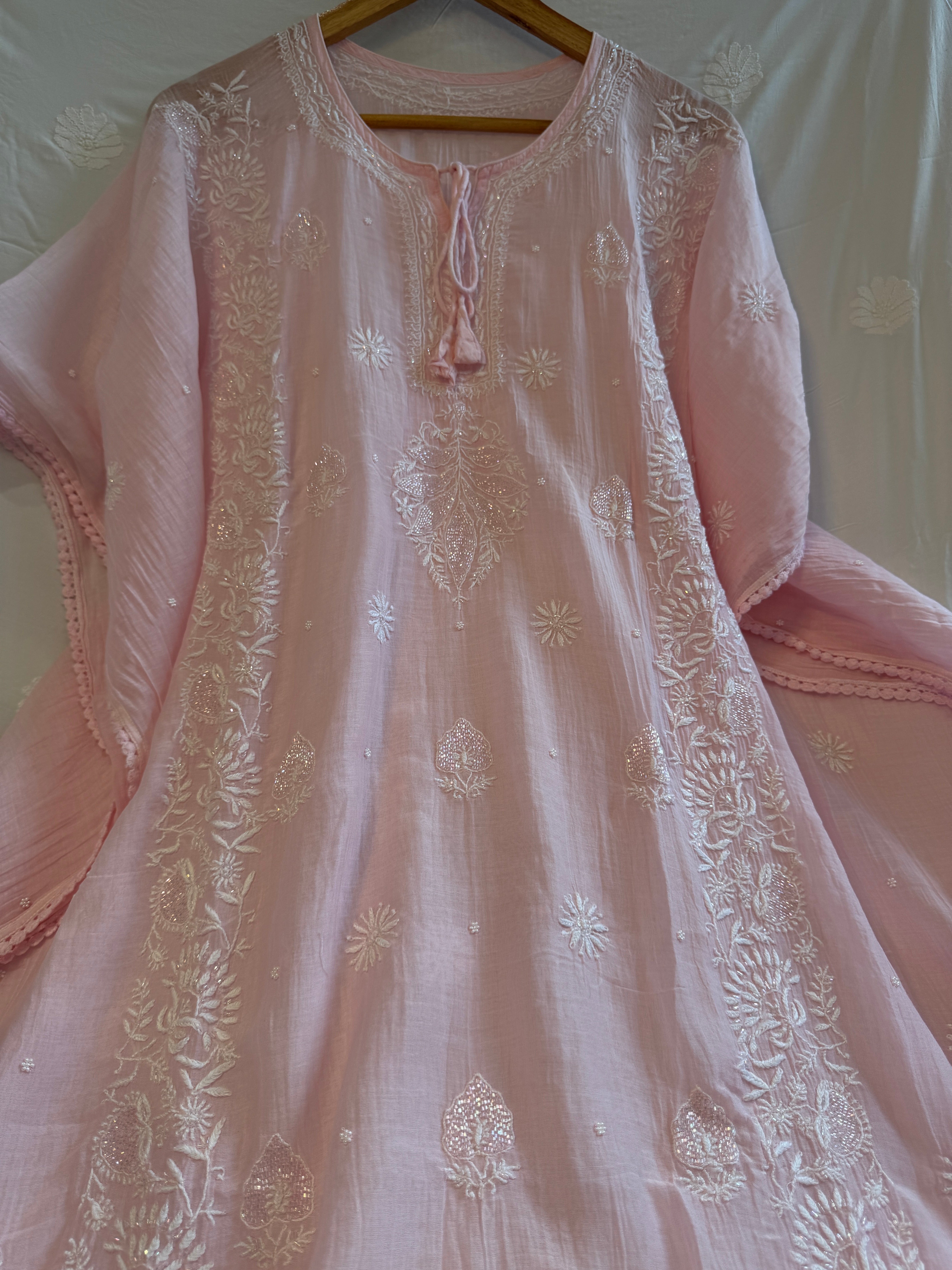Mul Chanderi Chikankari Kaftan - Pink