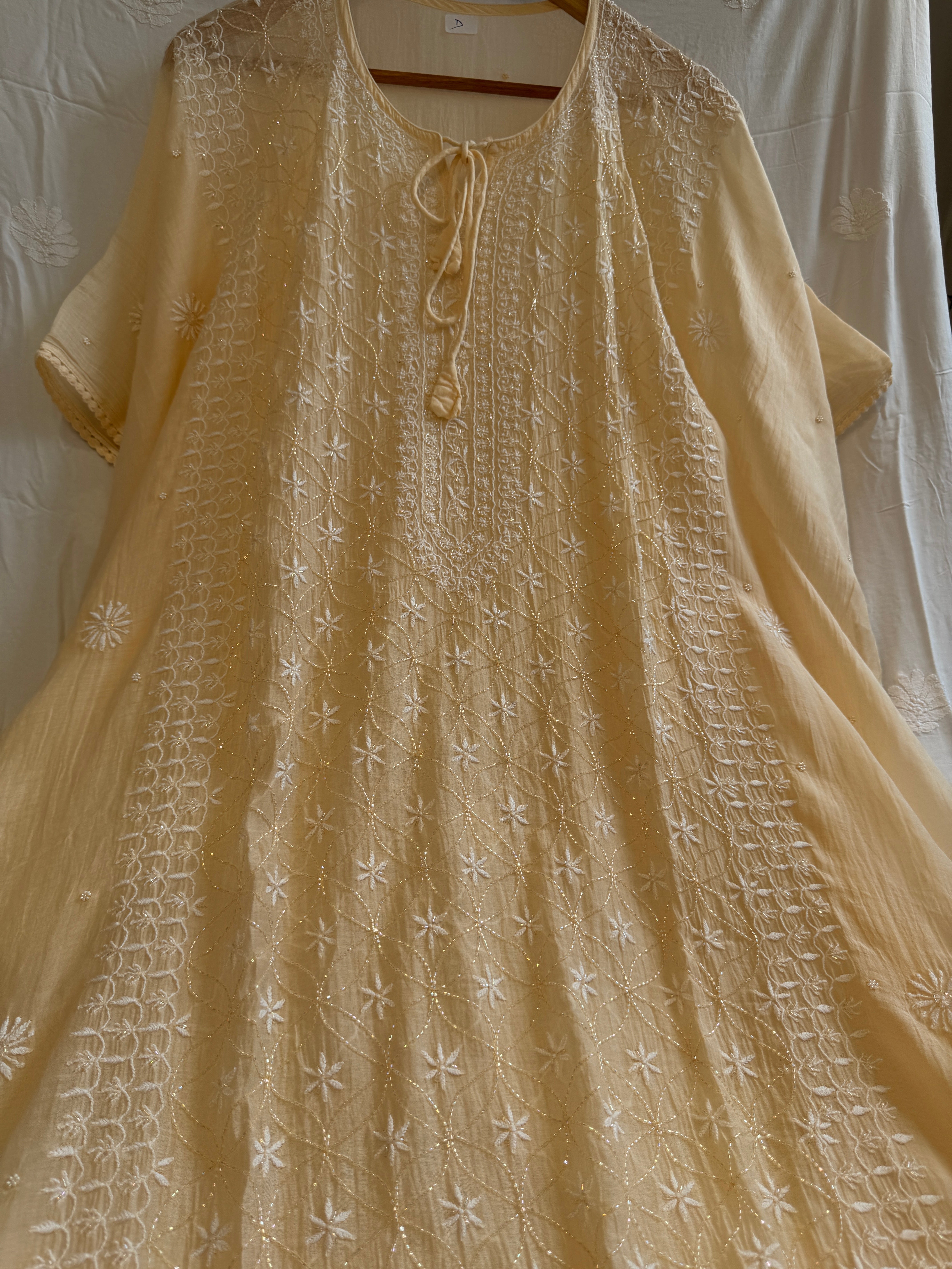 Mul Chanderi Chikankari Kaftan - Ivory