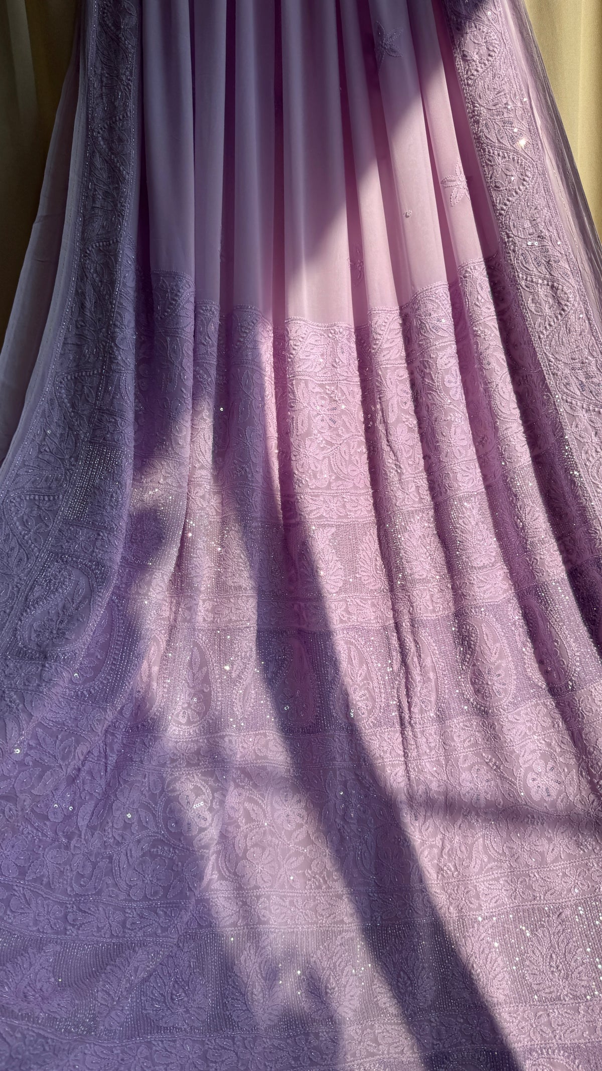 Viscose Lavender Chikankari saree with Pearl embellishments