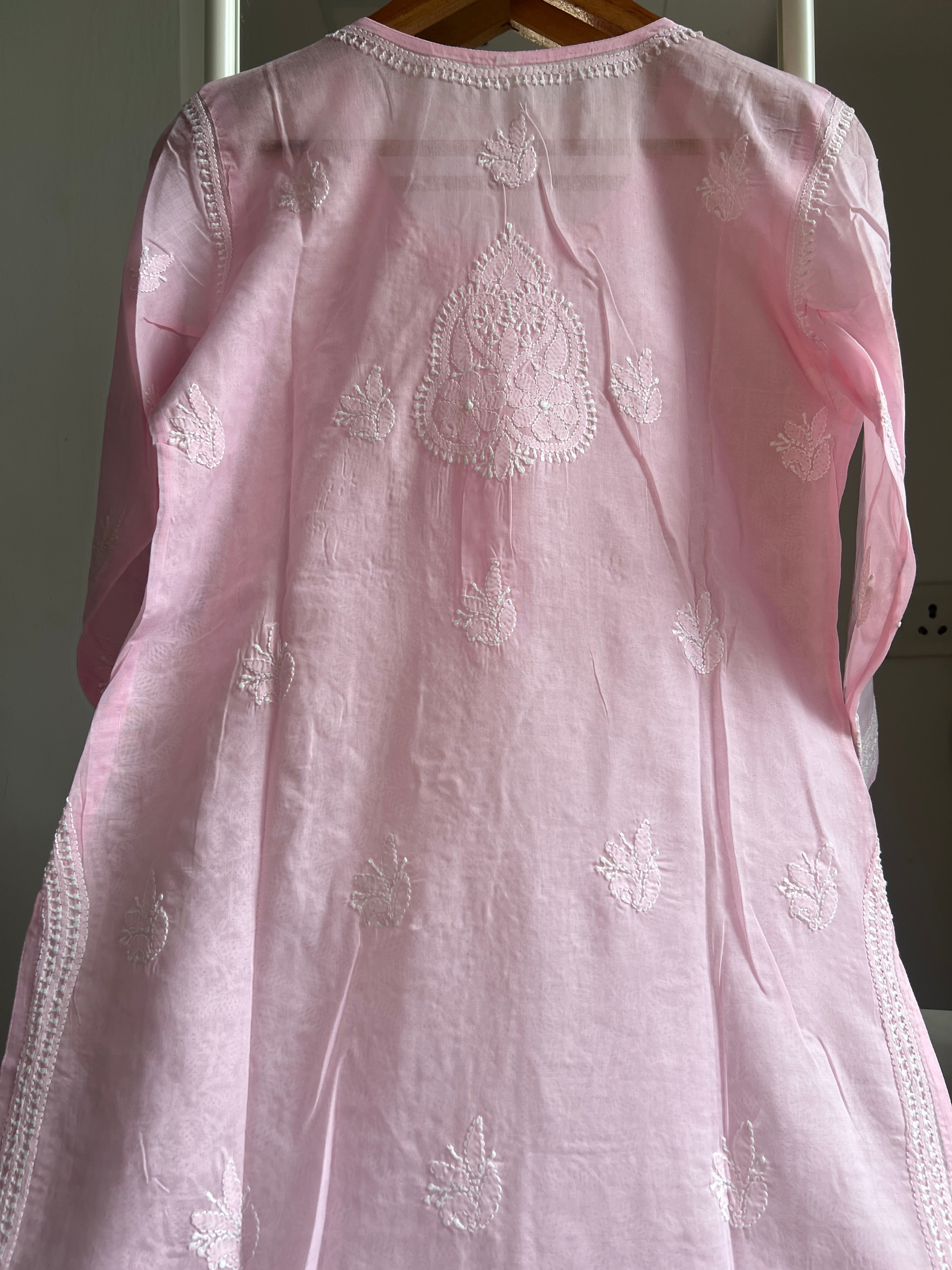 Cotton Chikankari Kurti - Pink -white thread work ARIAA CHIKANKARI 