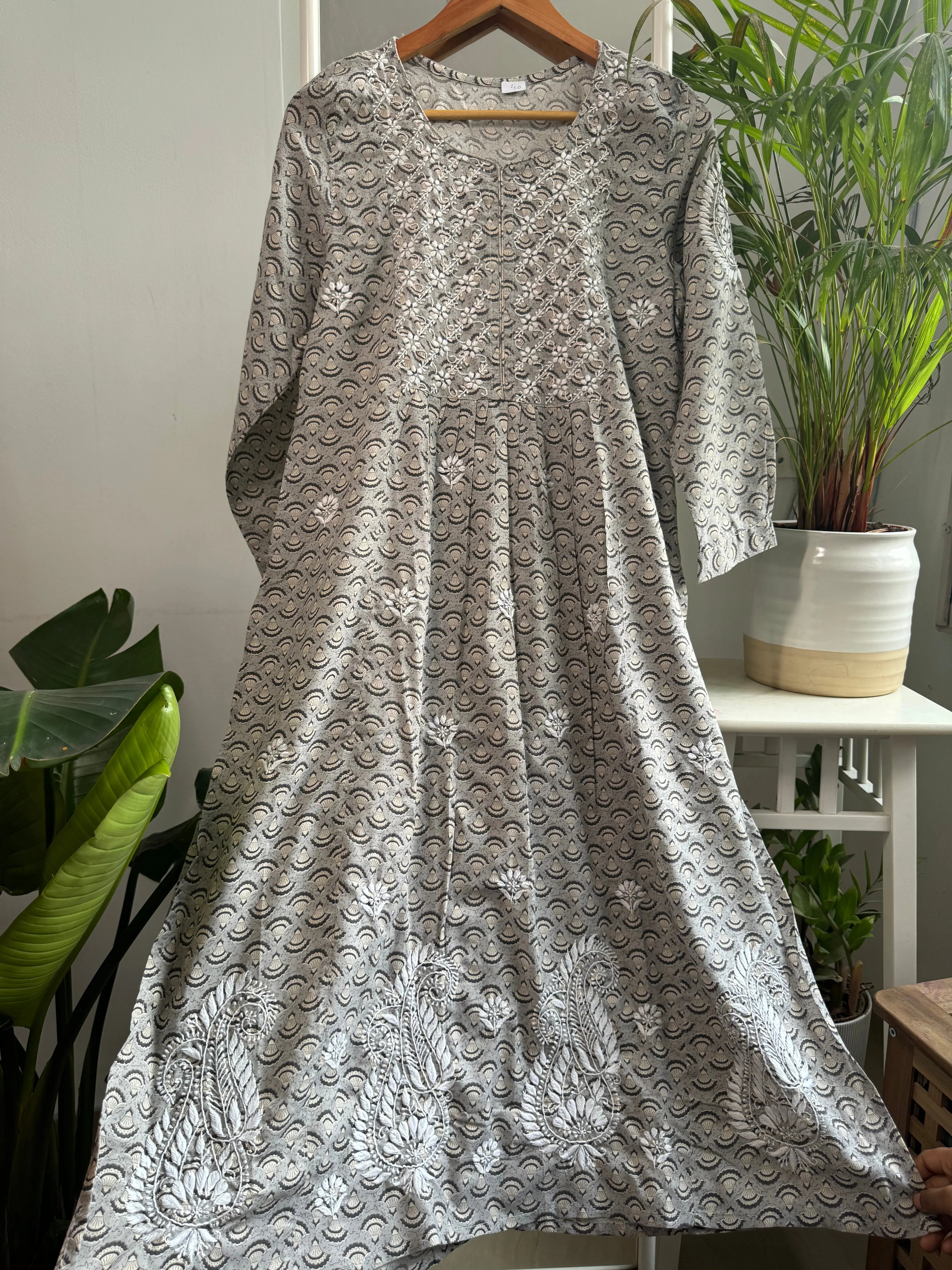 Cotton Printed Chikankari Set - Grey ARIAA CHIKANKARI 