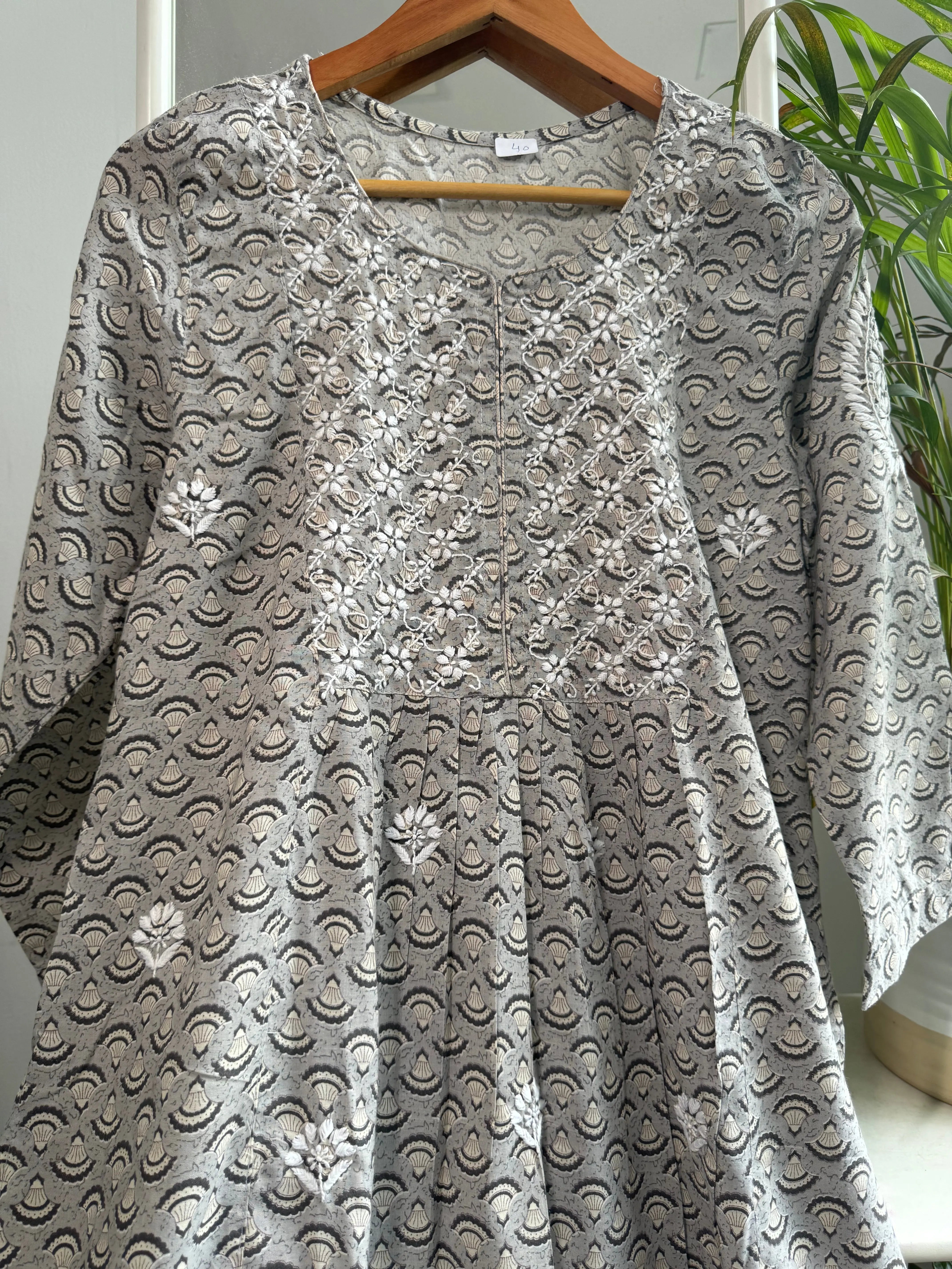 Cotton Printed Chikankari Set - Grey ARIAA CHIKANKARI 