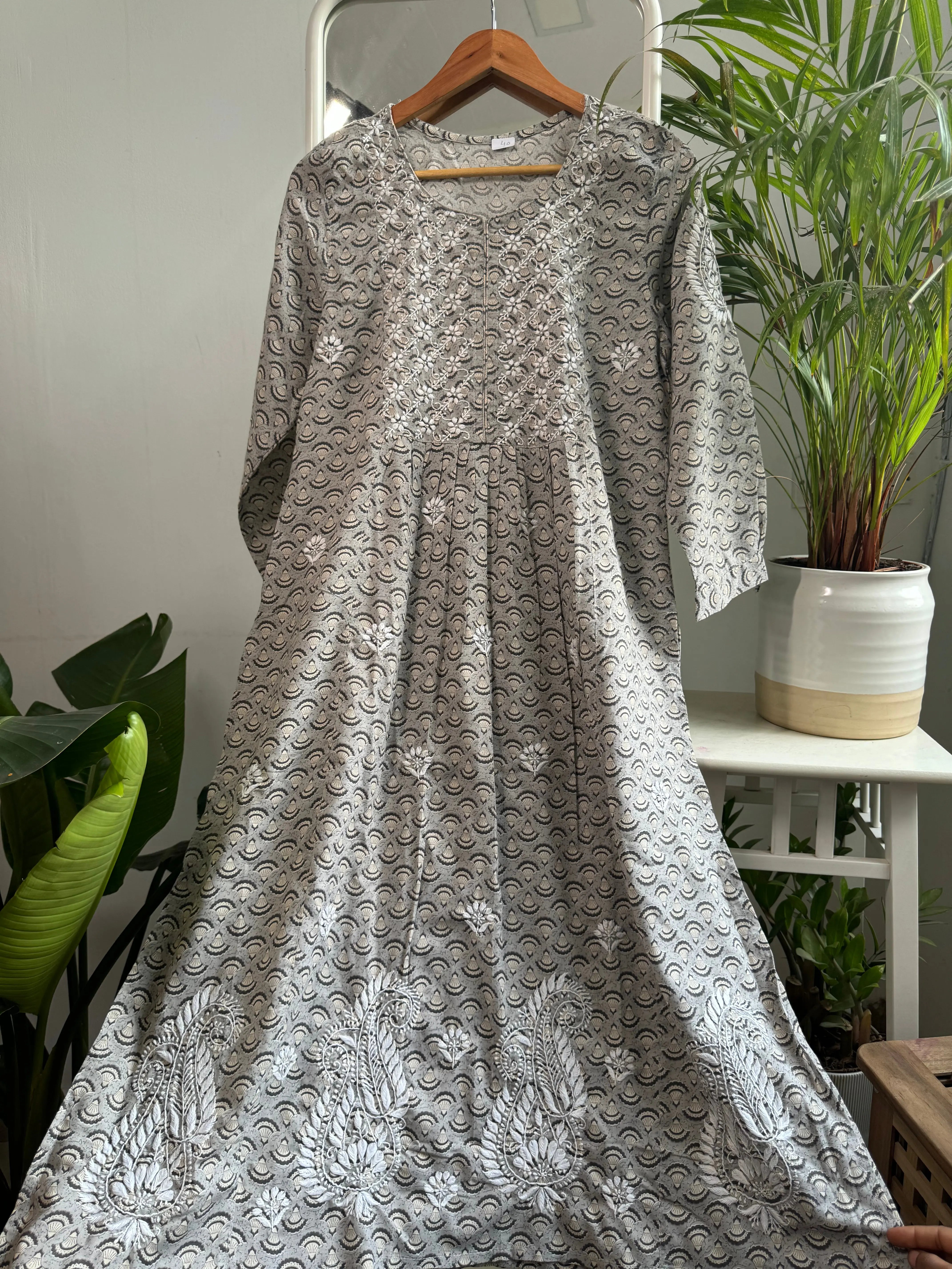 Cotton Printed Chikankari Set - Grey ARIAA CHIKANKARI 