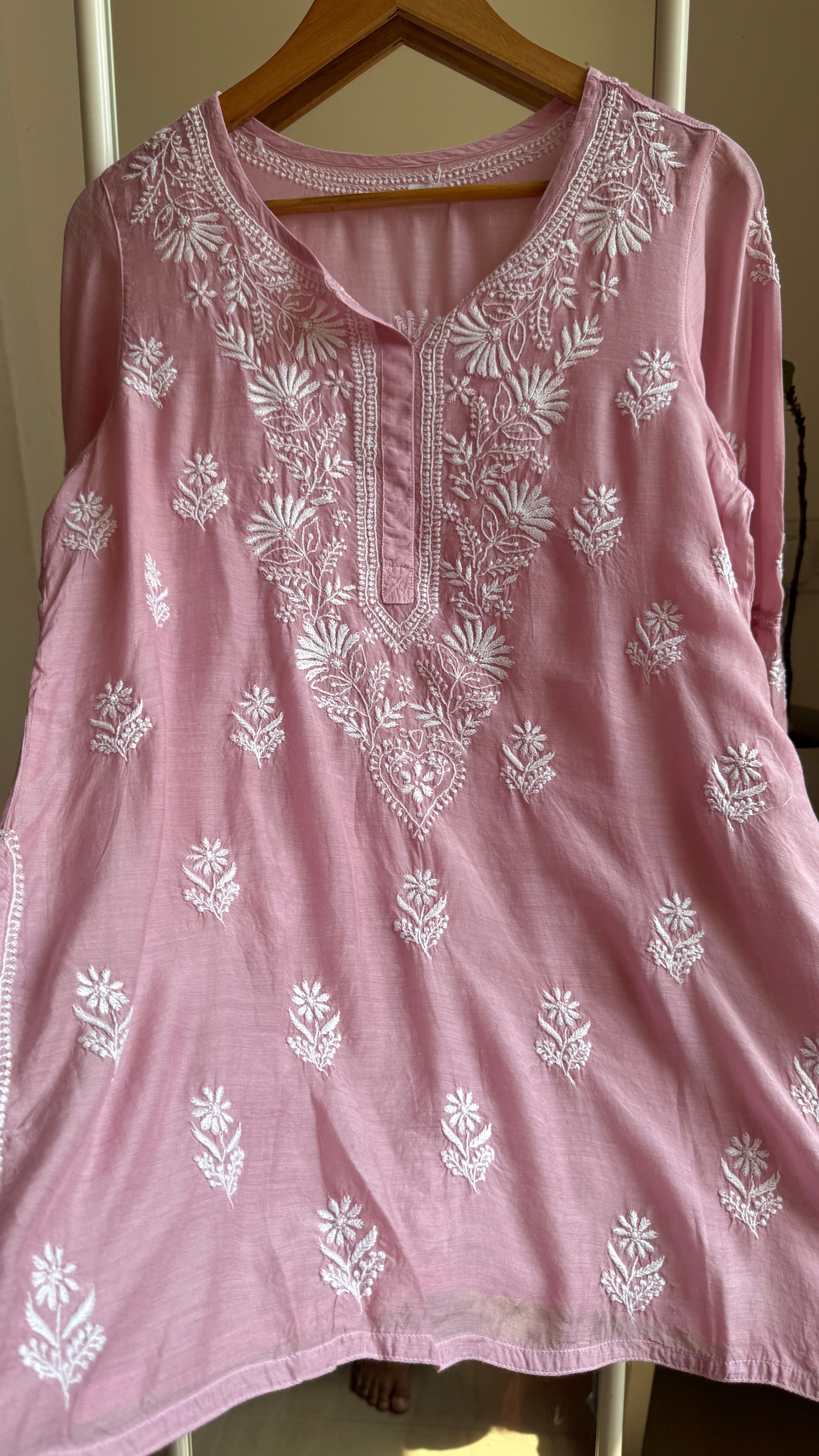 Chikankari Muslin short Top in Light Mauve - HOOR Collection