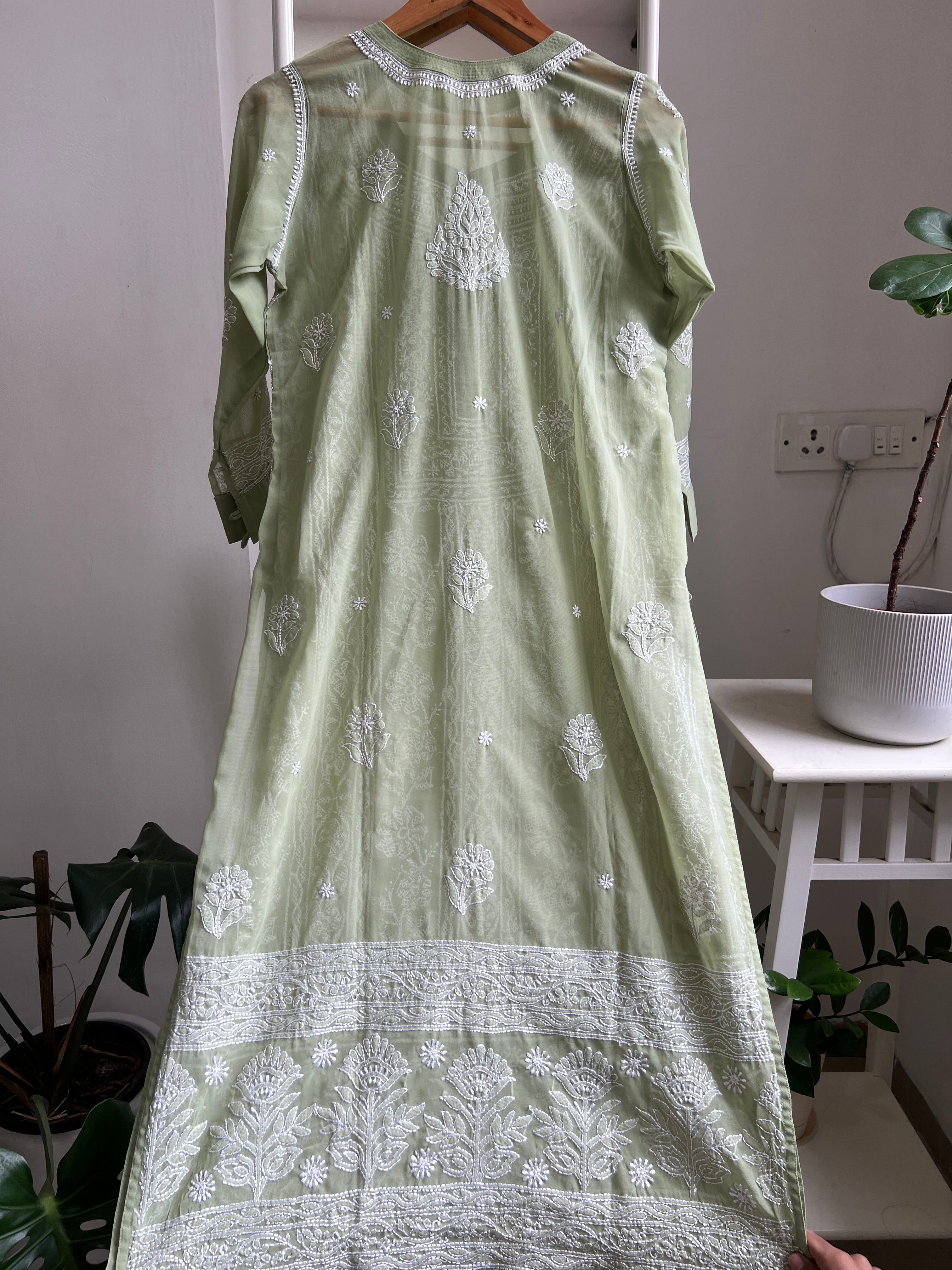 Chikankari Resham Jaal Kurti - Green ARIAA CHIKANKARI 